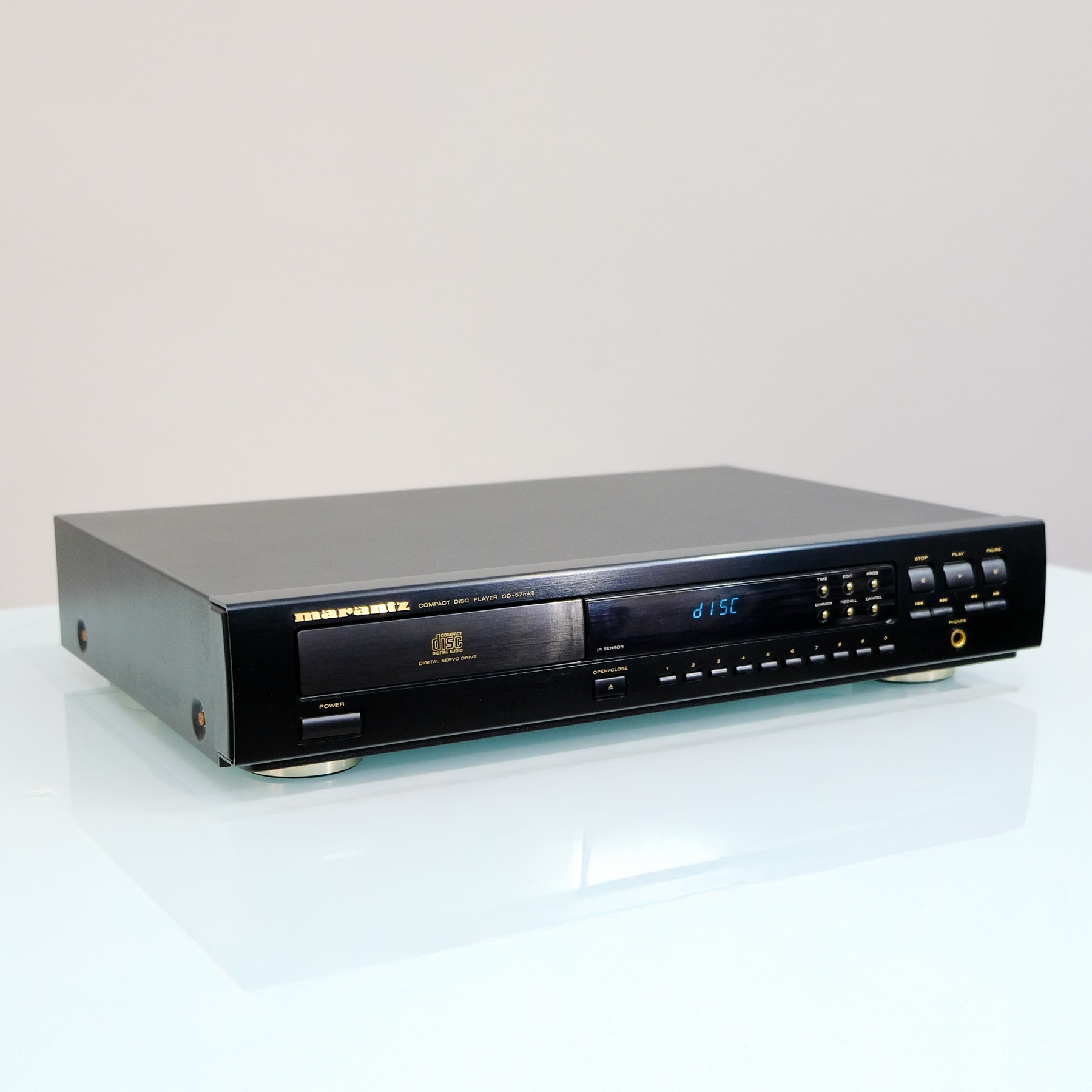 CD Player Hi-Fi Vintage Marantz CD-57, DAC Analog Devices, Iesire Digitala Coaxiala si Optica, Jack Casti cu Volum, Negru