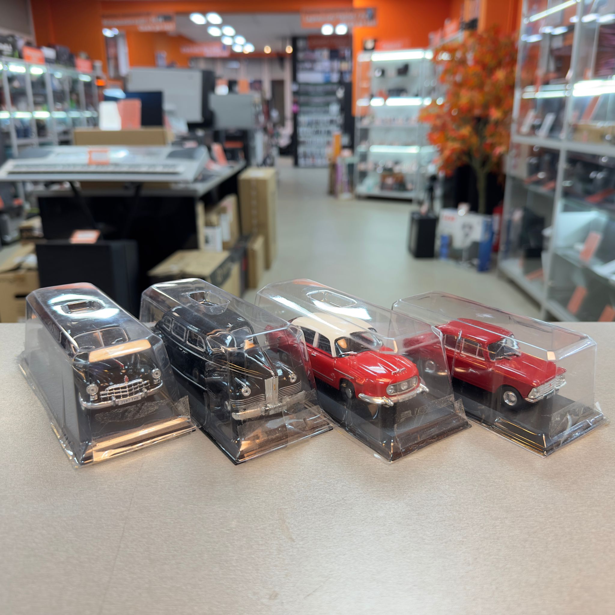 Macheta auto IST Models, DeAgostini Masini de Legenda, 1:43 - imagine 2