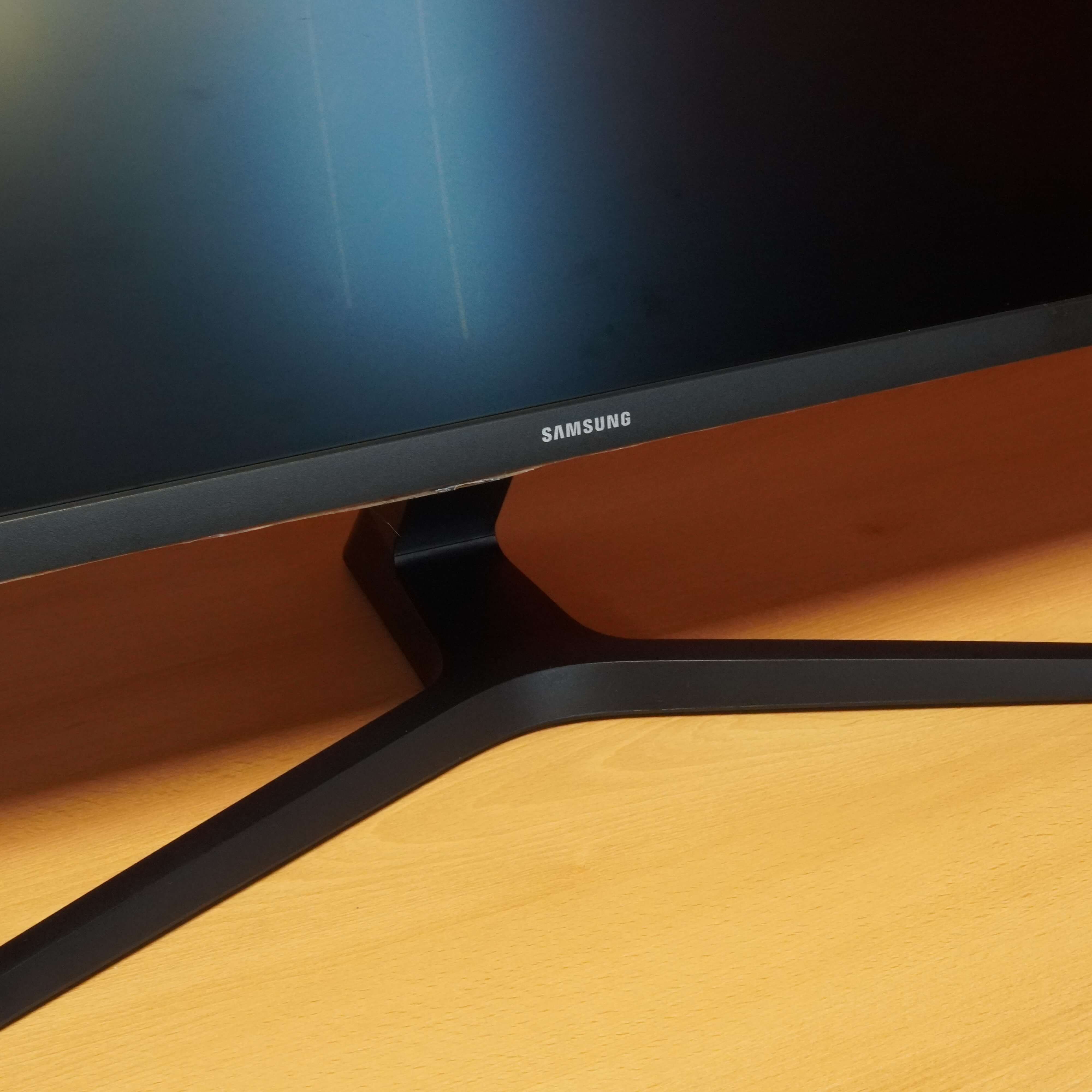 Monitor Samsung U32J590UQP, 31.5", 4K Ultra HD, FreeSync, Negru - imagine 4