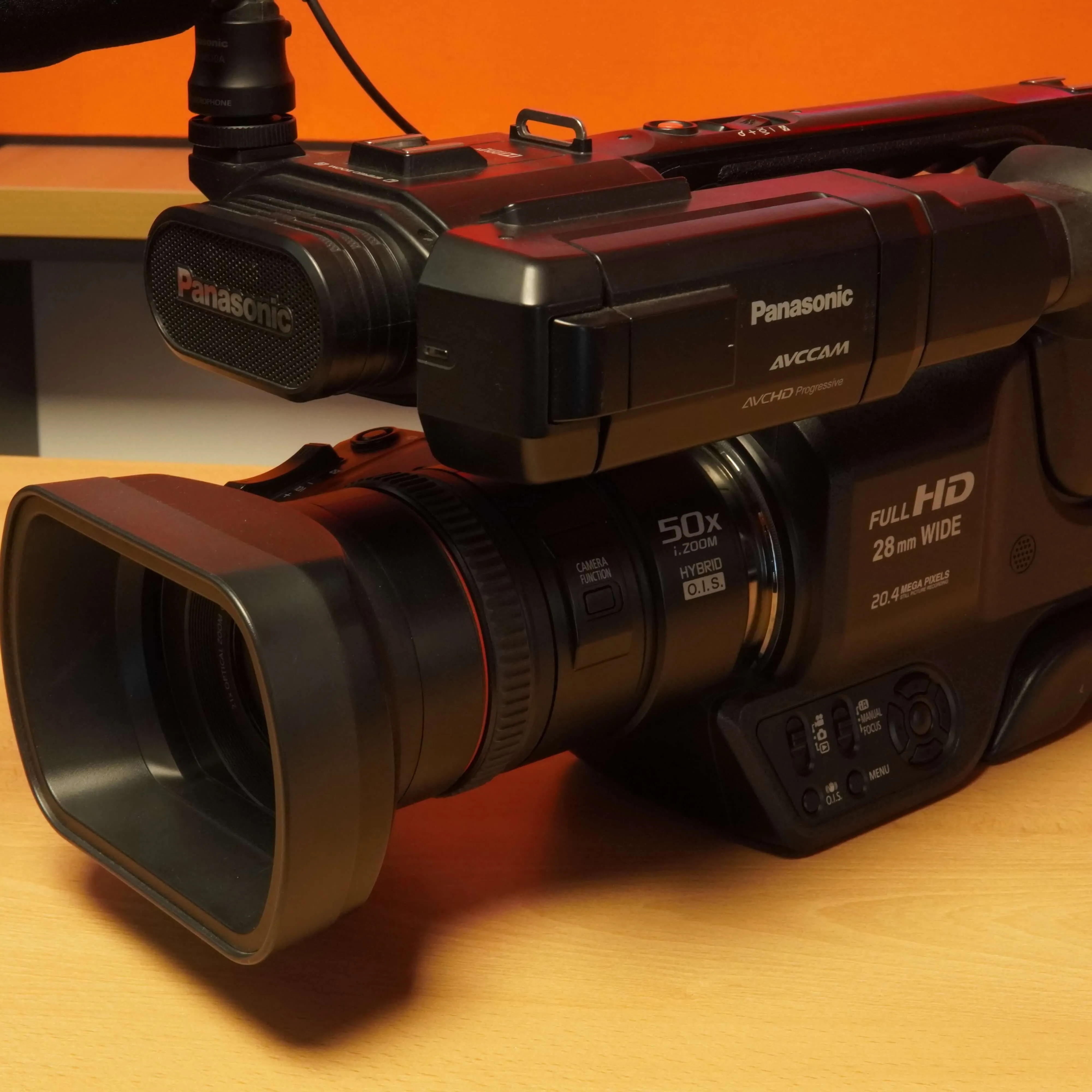 Camera Video Profesionala Panasonic AG-AC8EJ, Full HD, AVCCAM, 50 iZoom, Hybrid O.I.S. 28MM Wide, 20.4 MP, Negru - imagine 4