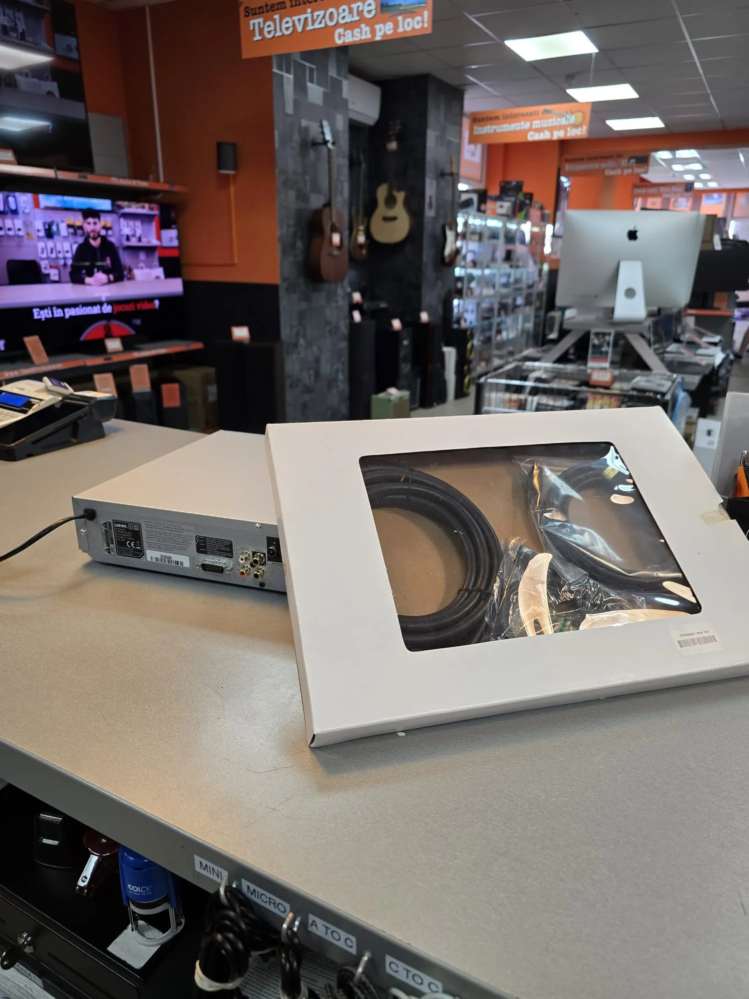 DVD Player Loewe AudioVision Chrome Silver, 16W, 50/60Hz, Coaxial, Optical, Aux, HDMI, Telecomanda - imagine 3