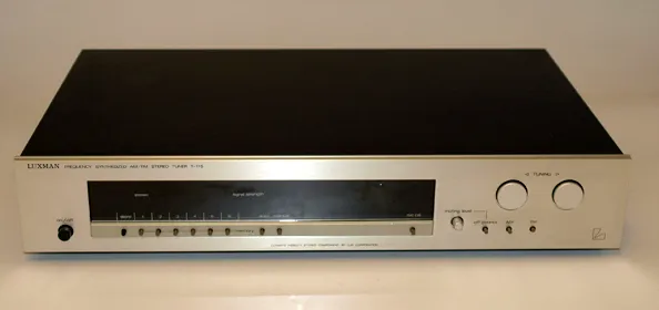 Tuner FM MW Luxman T-115, Argintiu