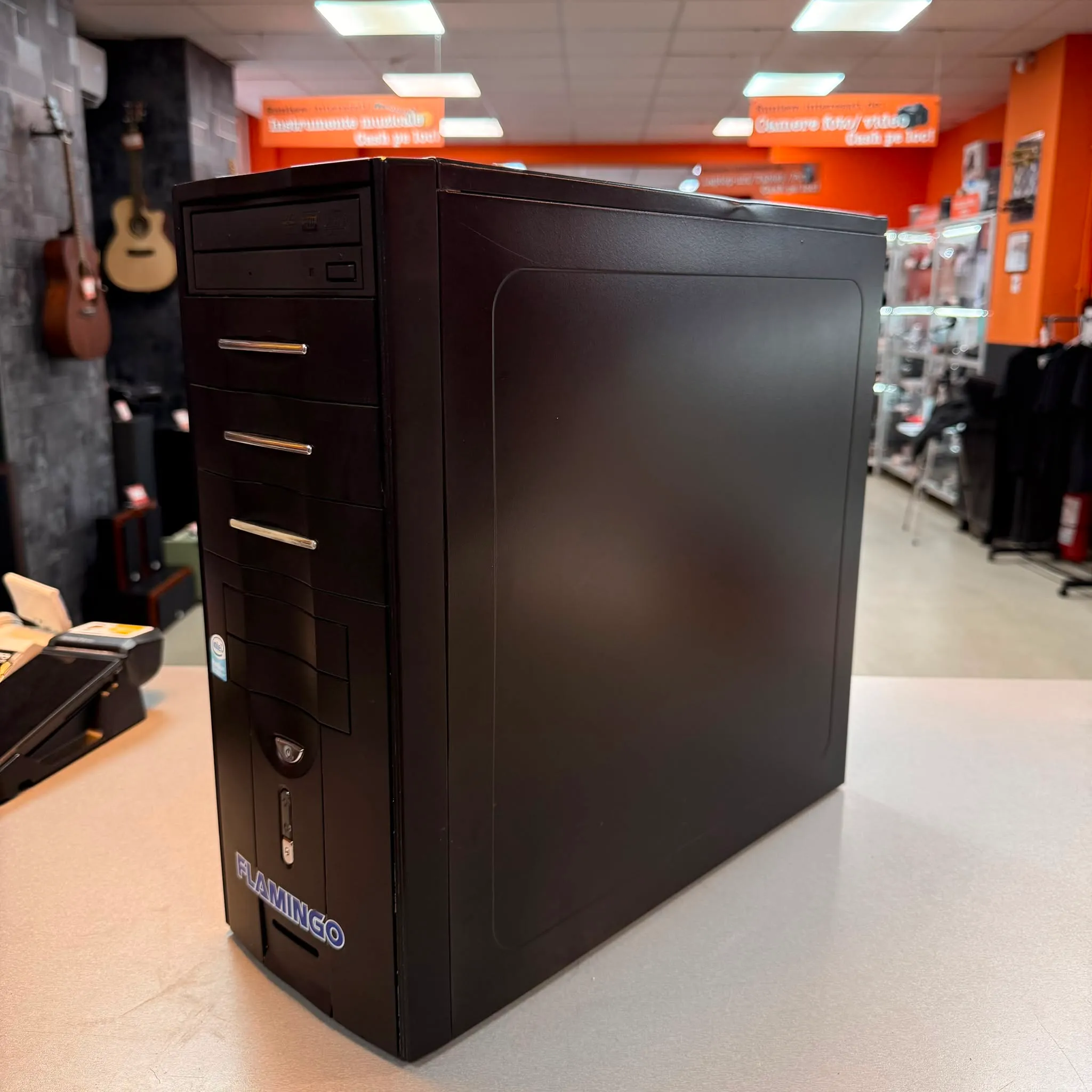 Sistem desktop gaming Flamingo, Procesor Intel Core i3-8100 3.6GHz, 8 Gb RAM DDR4, HDD 1 Tb, SSD 240 Gb, NVIDIA GeForce GTX 1050 Ti 4 Gb, USB, HDMI, DisplayPort, Ethernet, Jack 3.5mm - imagine 3