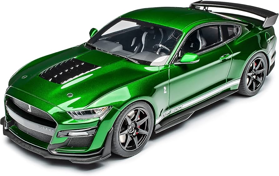 Macheta Auto 1:18 GT Spirit - Ford Shelby GT 500 Candy Apple Green Limited Edition 0320/1300