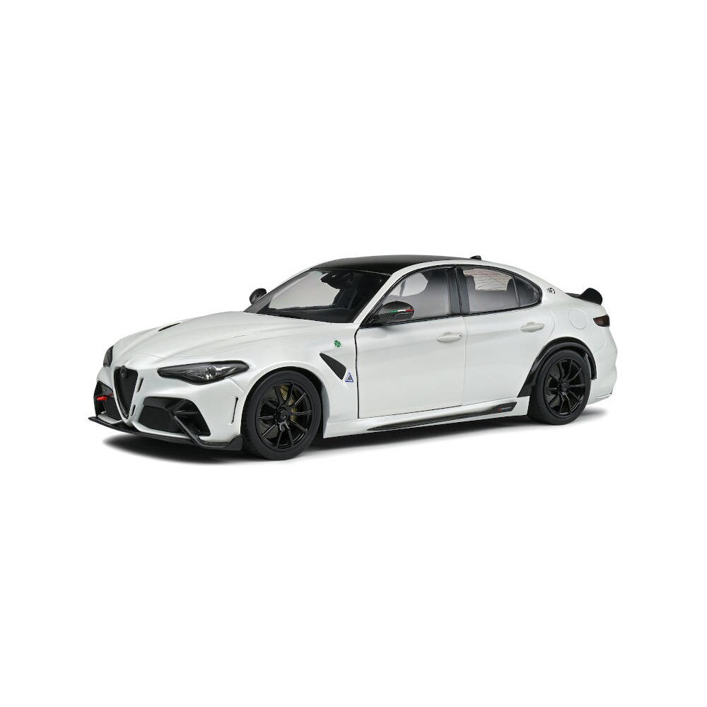 Macheta Auto 1:18 Otto - Alfa Romeo Giulia Quadrifoglio Trofeo White 728/2500