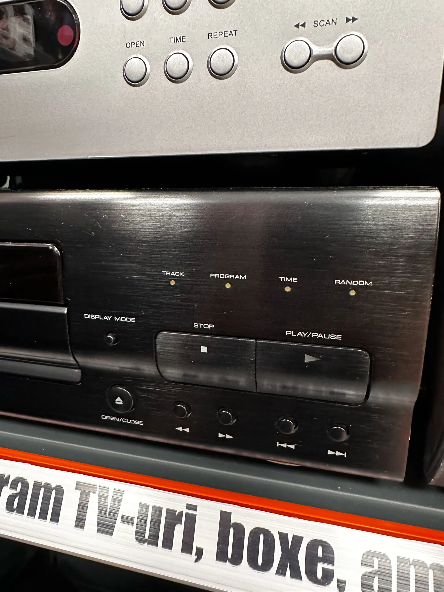 Compact Disc Player Kenwood DP-7040, Format audio: CD, 1-bit, 8x Oversampling, mecanism KSS-210A, 2Hz - 20kHz, 97dB, THD 0.0025, fara telecomanda, negru - imagine 2