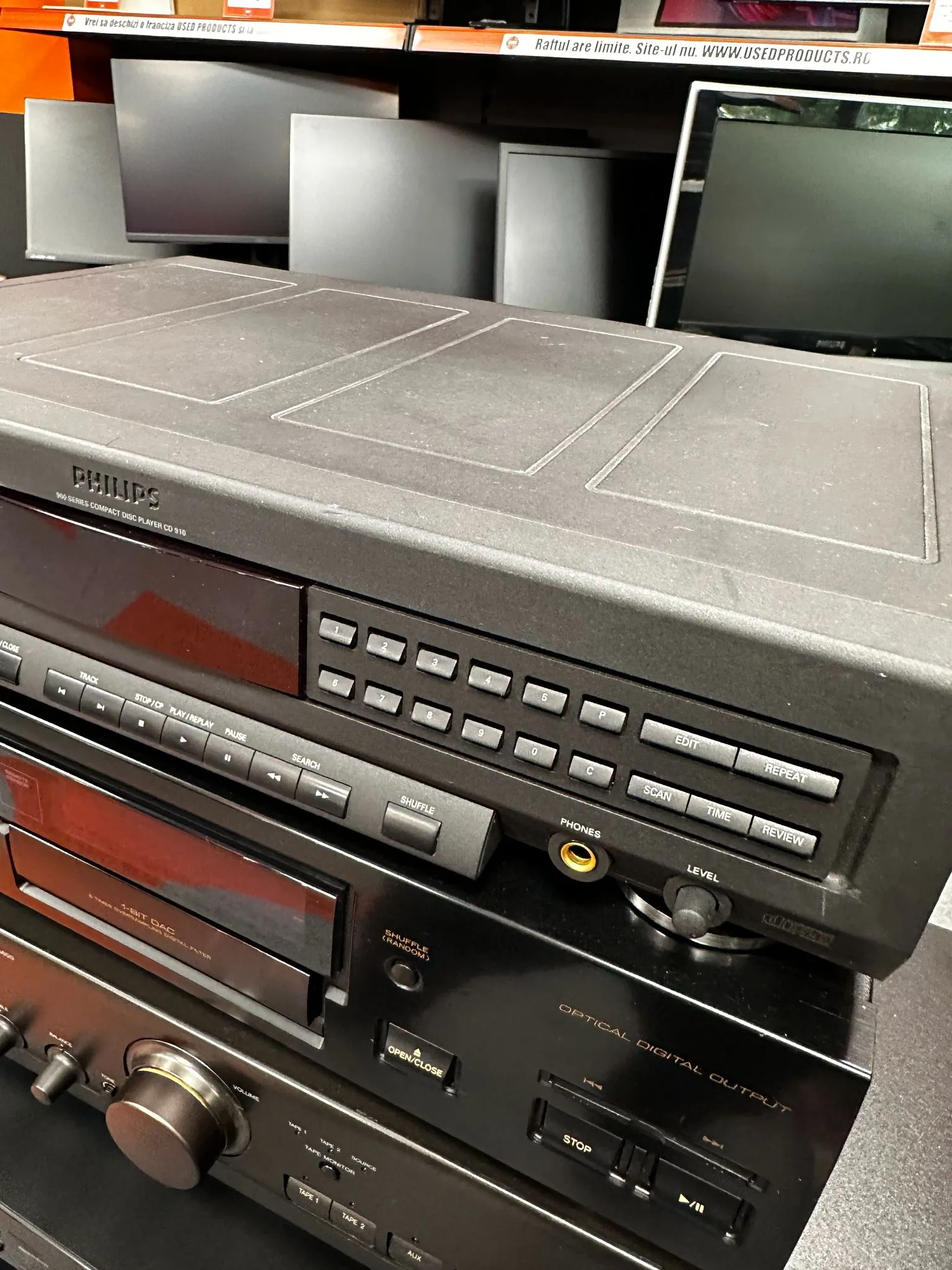 Stereo Compact Disc PlayerPhilips CD 910, format Disc: CD, mecanism CDM-12.1/05, 20Hz - 20kHz, 70 dB, iesire Casti, negru - imagine 3