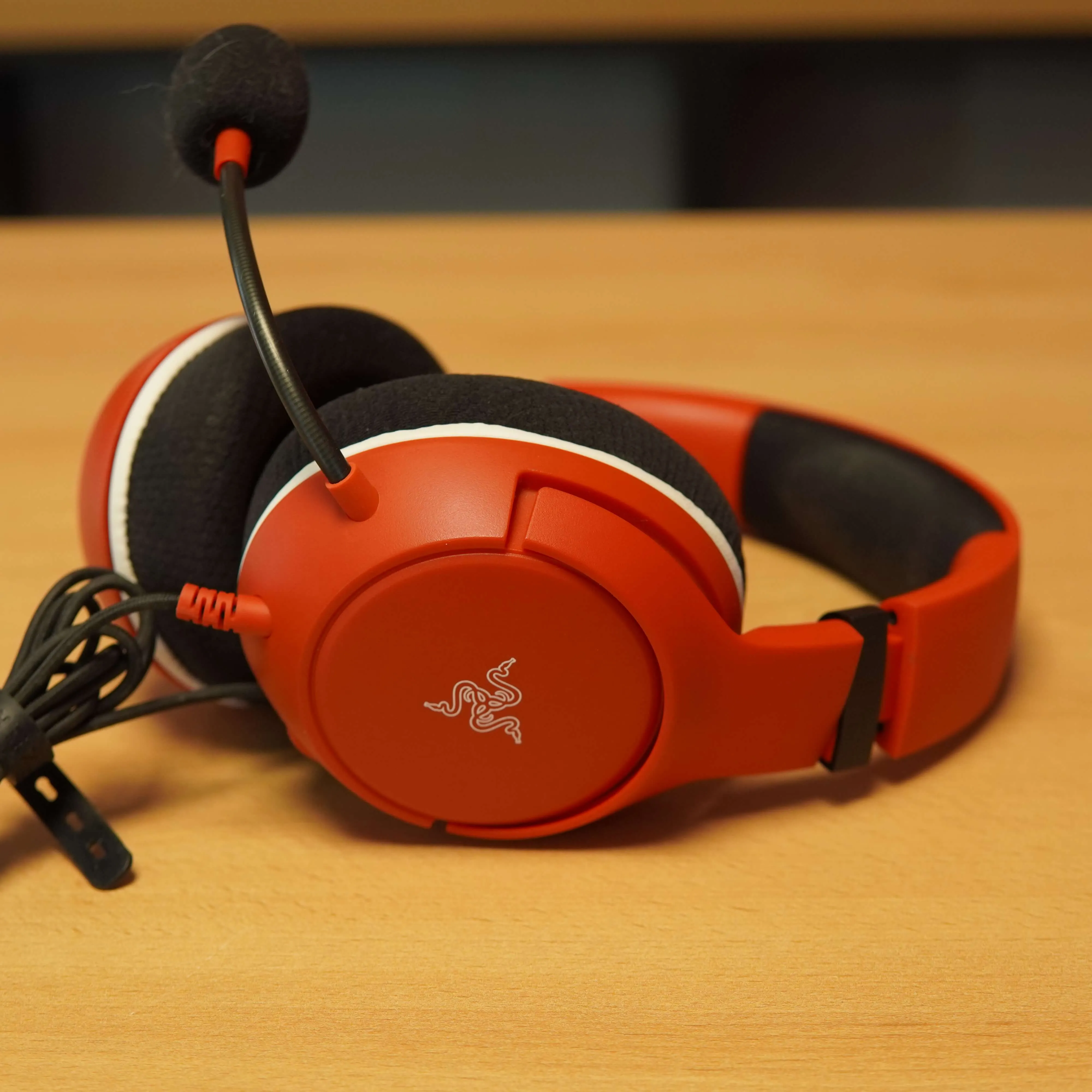 Casti Gaming Razer Kaira X Pulse Red pentru Xbox - imagine 5