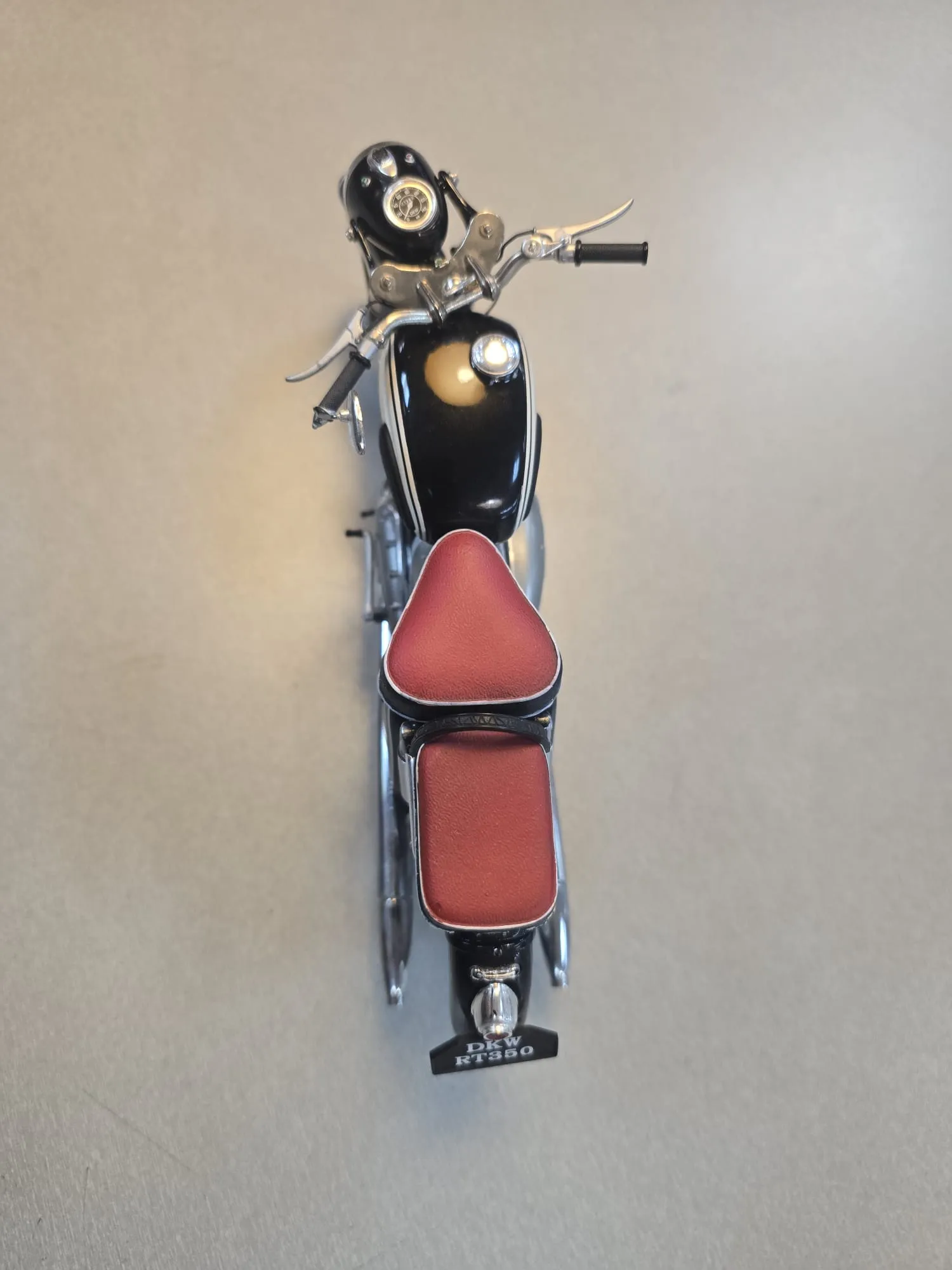 Macheta moto de colectie Schuco DKW RT 350 S Solo cu spite, Scara 1:10 - imagine 2