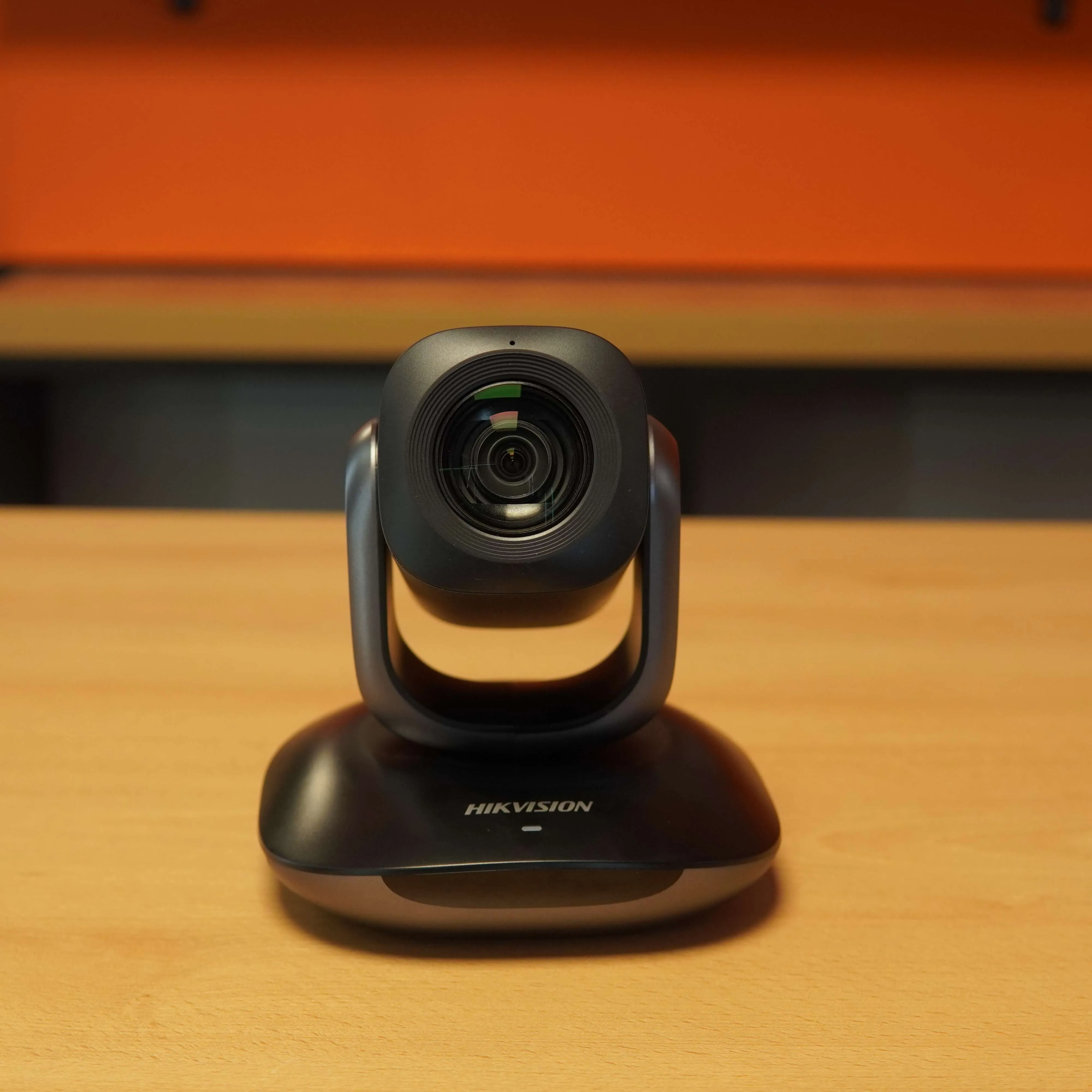 Camera Videoconferinta Hikvision DS-U102, Full HD 1080p (1920 × 1080), Microfon, Negru - imagine 2