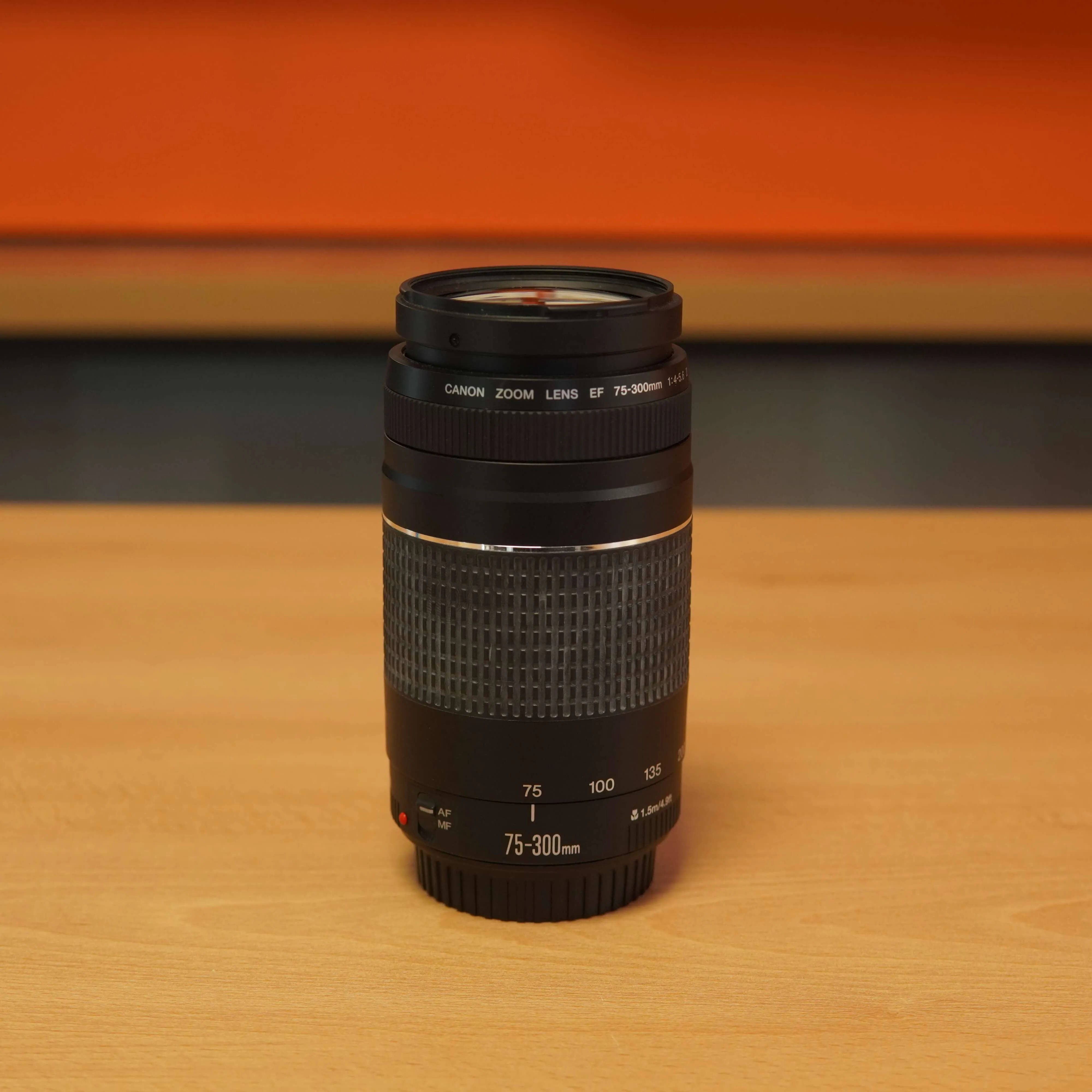 Obiectiv foto Canon EF 75-300mm 1:4-5.6 III, Negru - imagine 2