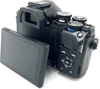 Aparat Foto Mirrorless Olympus OM-D E-M10 III, 16 Mp MFT, 4K - imagine 3