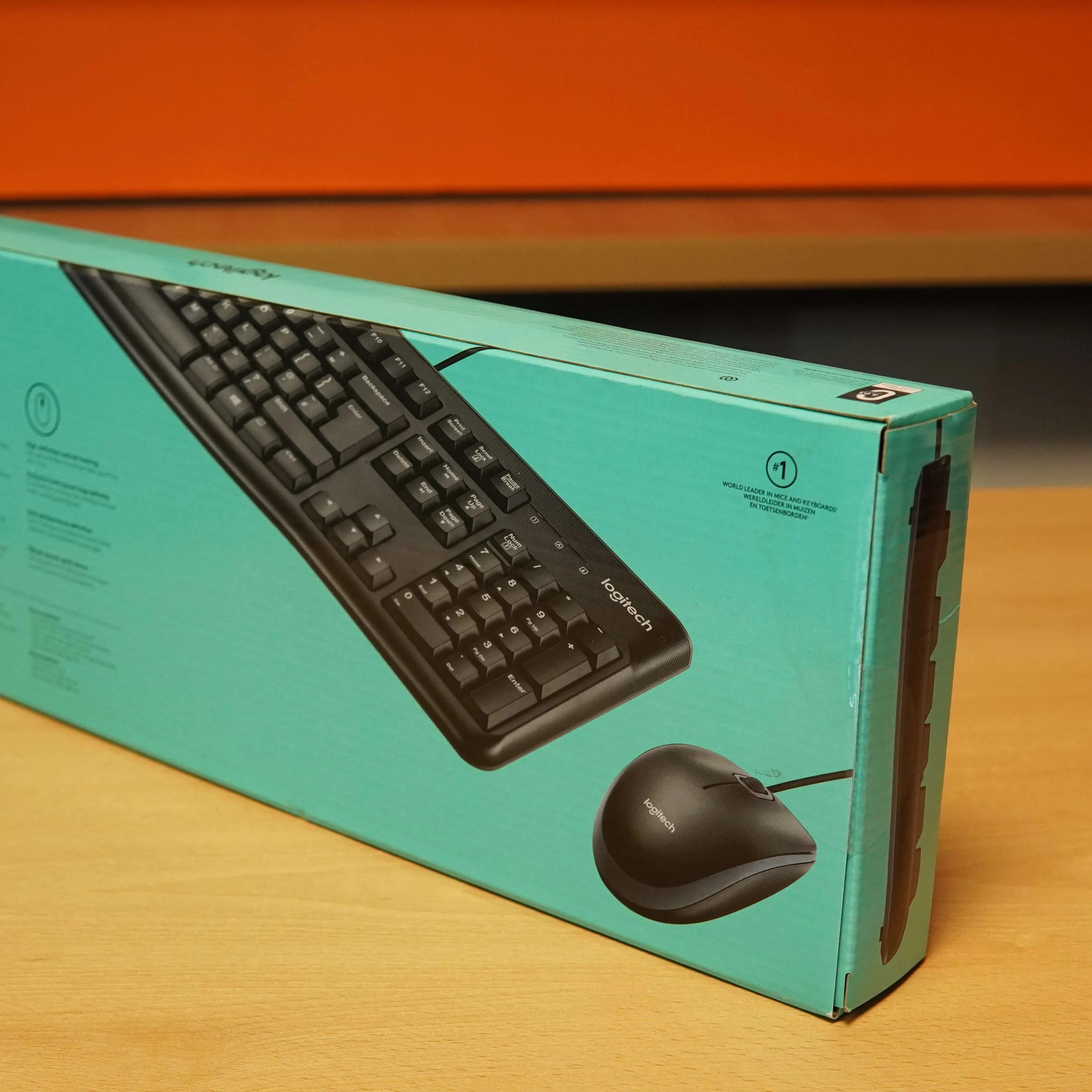 Tastatura cu fir Logitech MK120 + Mouse cu fir, Negru, Nou Sigilat - imagine 3