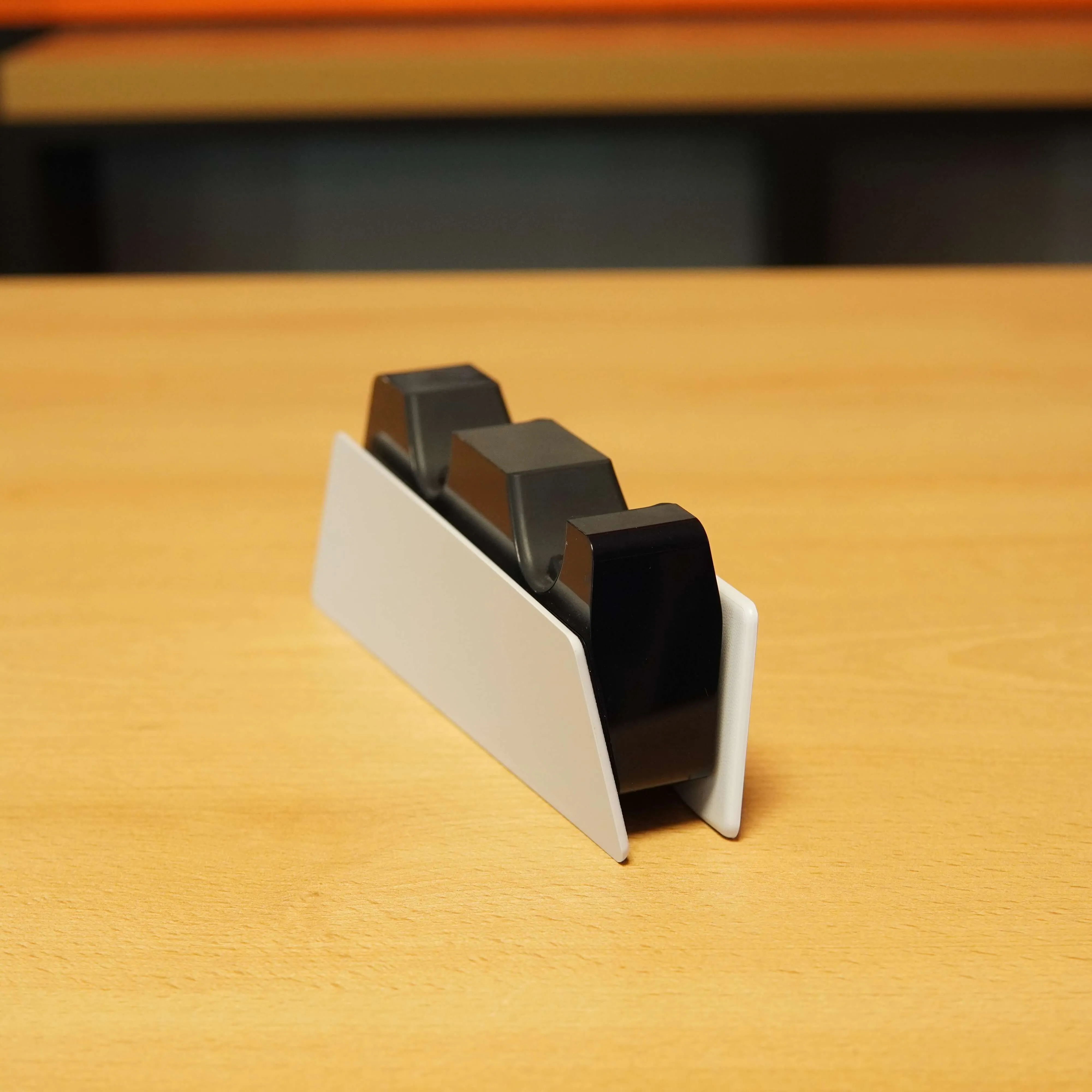 Sony DualSense Statie de Incarcare, Alb - imagine 2