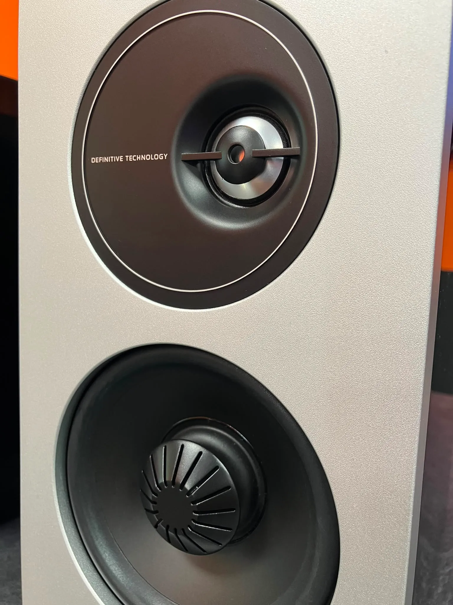 Boxe Definitive Technology Demand D7, 125W, 57Hz - 24kHz, 4 ohm, MDF cu port bass-reflex, Alb/Negru - imagine 4