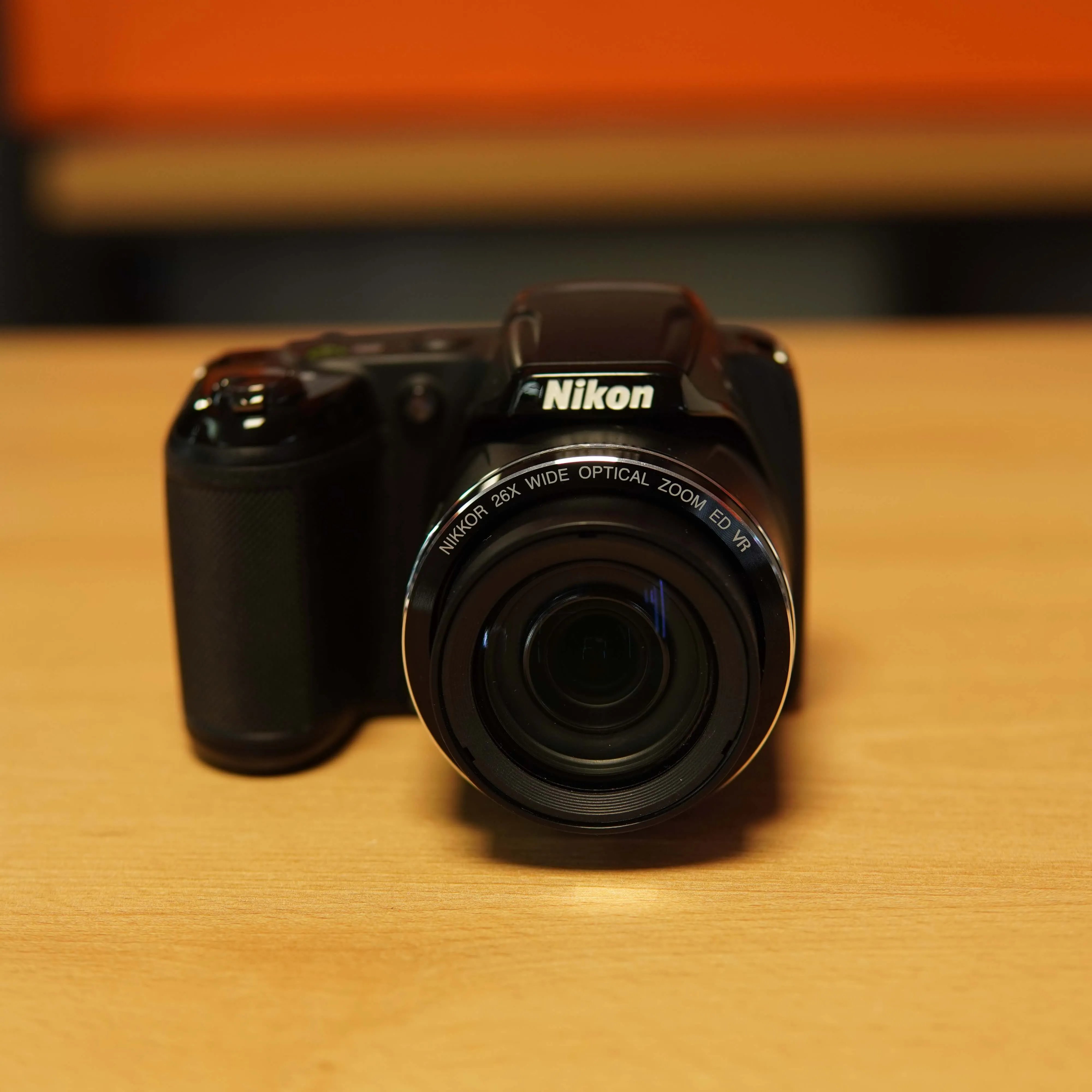 Aparat Foto Nikon Coolpix L330, 20.2 MP, 26x Zoom, Baterii AA, Negru - imagine 3