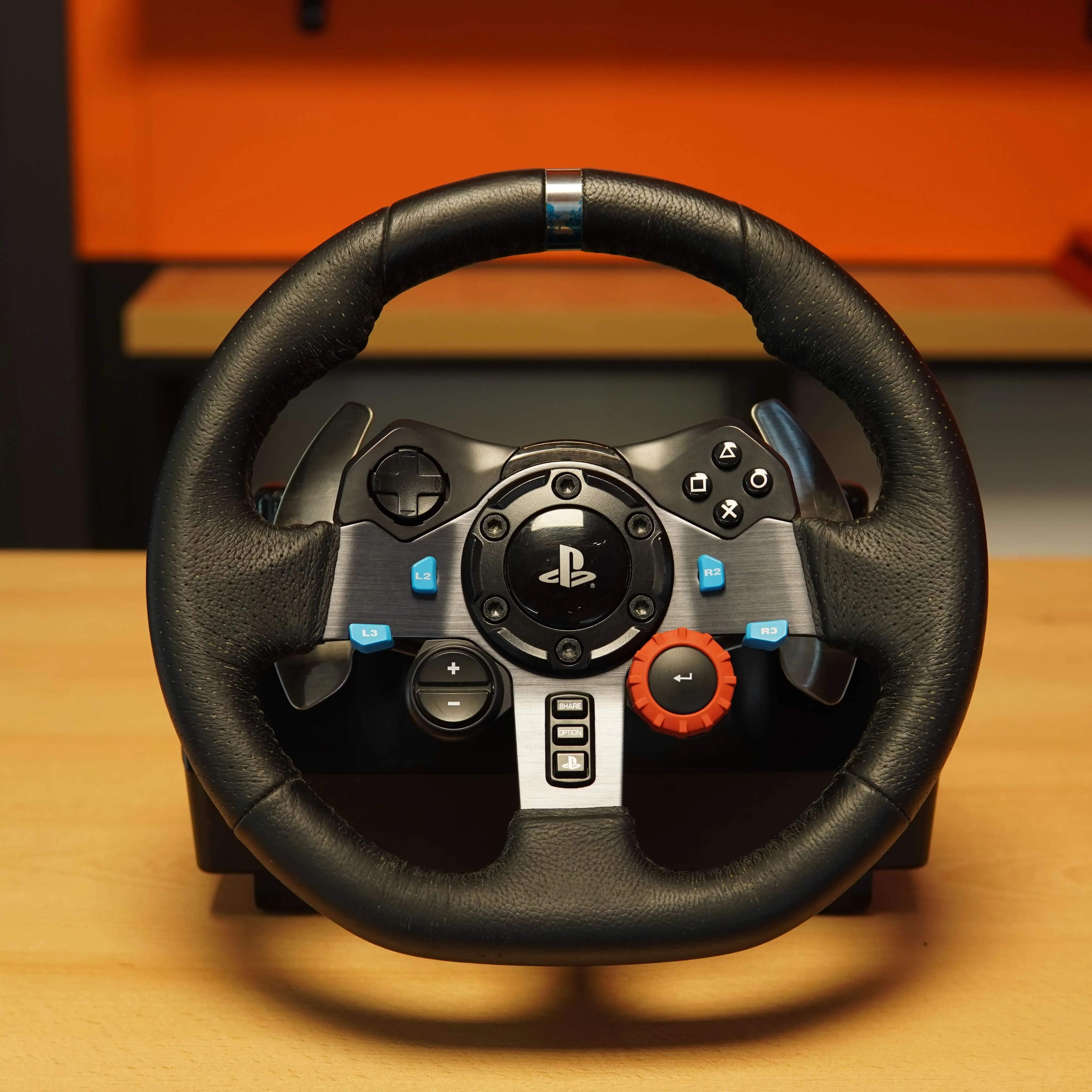 Volan cu Pedale + Schimbator Logitech G29 Driving Force pentru PC, PS3, PS4, PS5 - imagine 4