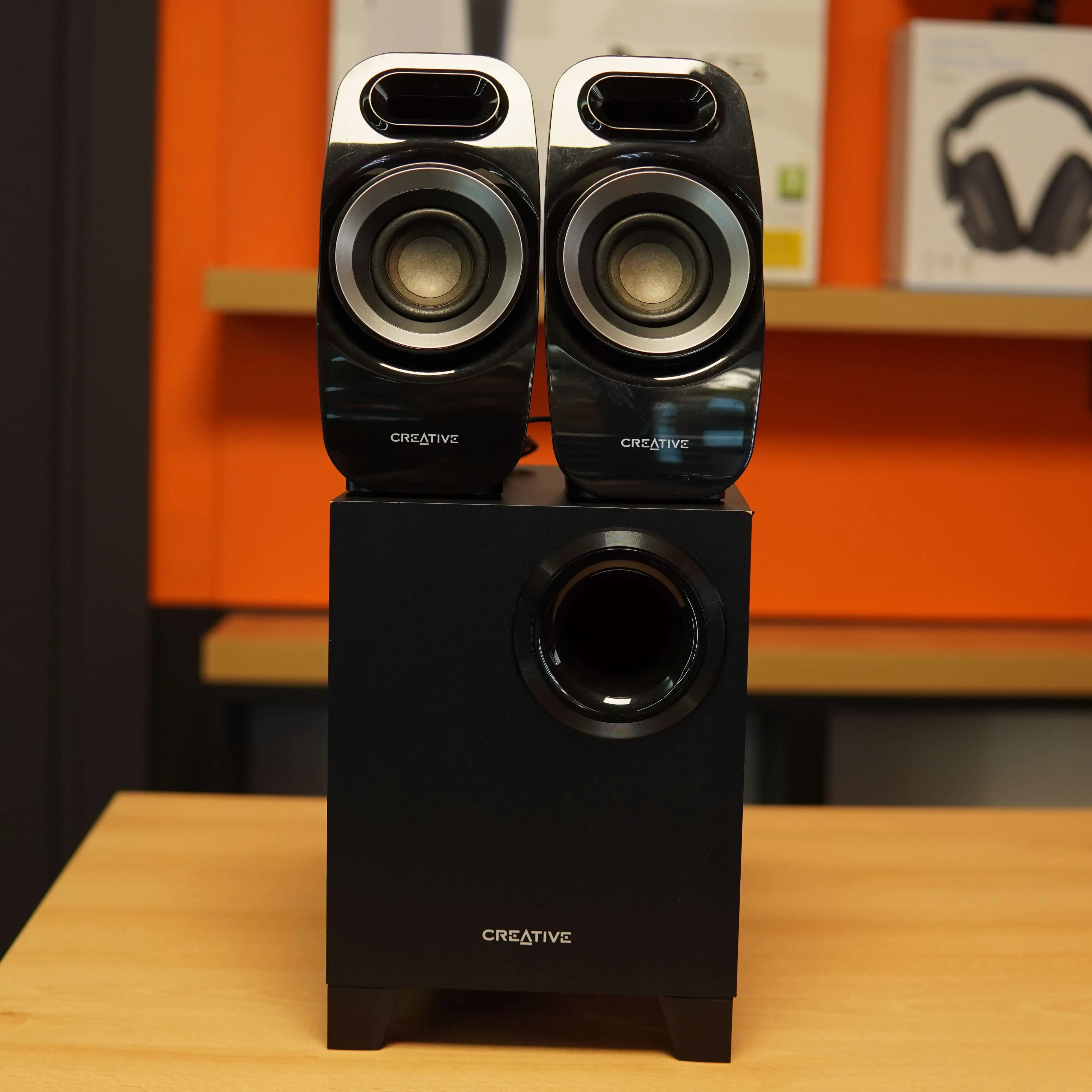 Boxe 2.1 Creative INSPIRE T3300, 27W RMS, Negru - imagine 2