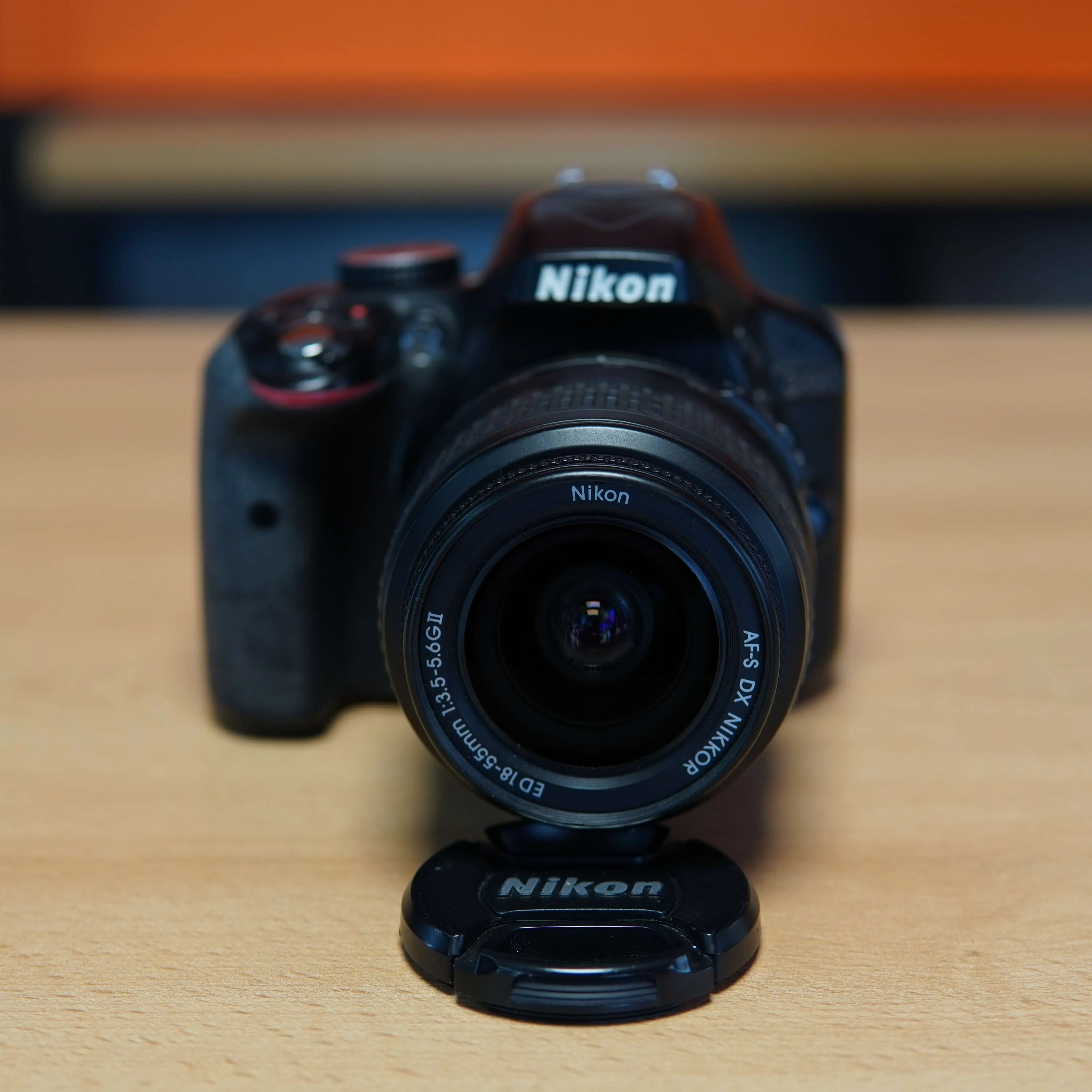 Aparat Foto Nikon D3300 + Obiectiv AF-S DX Nikkor ED 18-55mm 1:3.5-5.6 G II, Negru - imagine 3