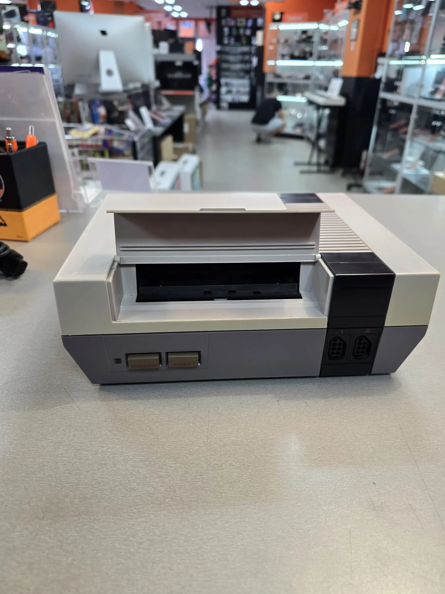 Consola Nintendo Entertainment System NES NESE-001 + 2x Controller - imagine 4
