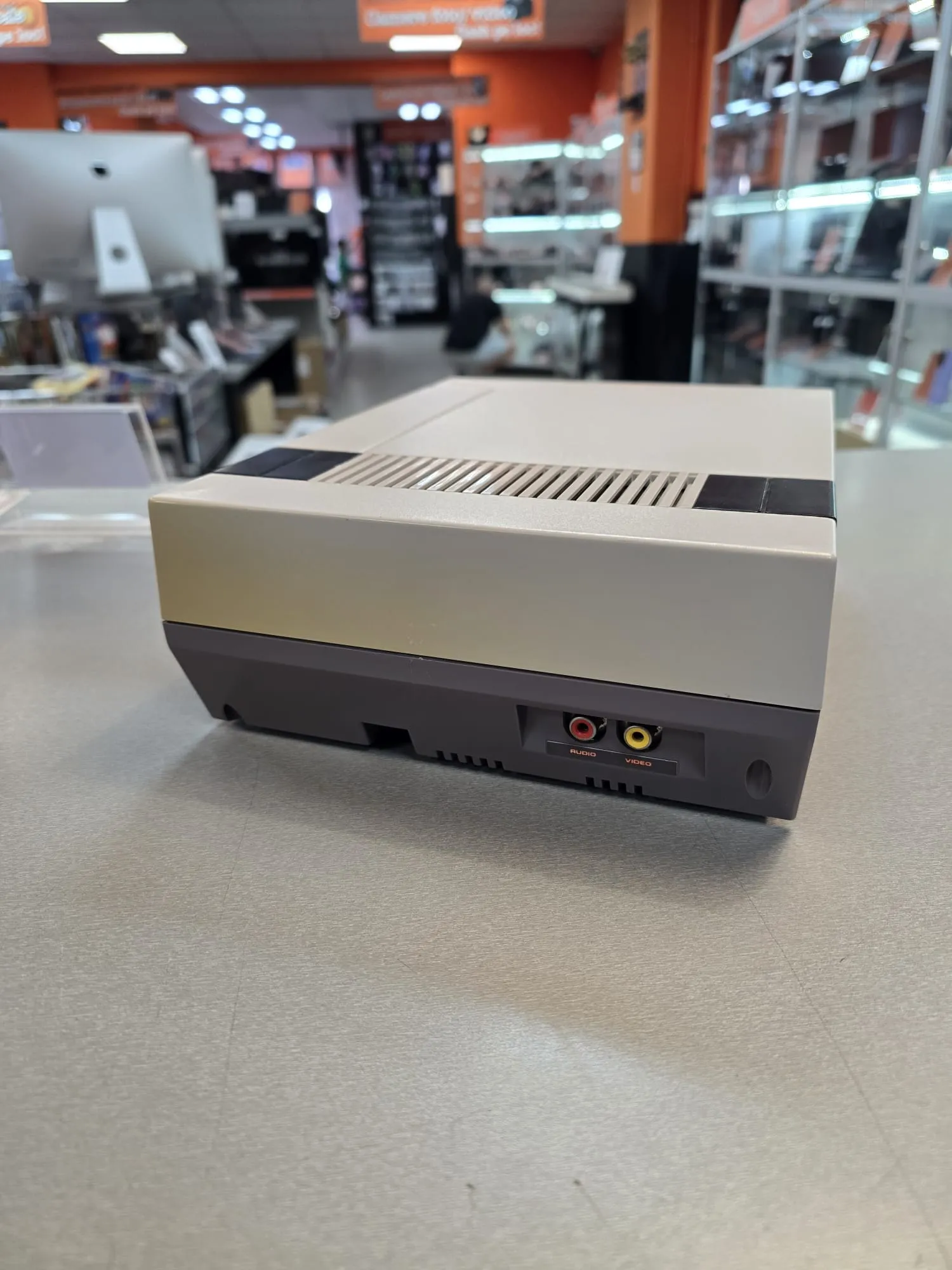 Consola Nintendo Entertainment System NES NESE-001 + 2x Controller - imagine 5