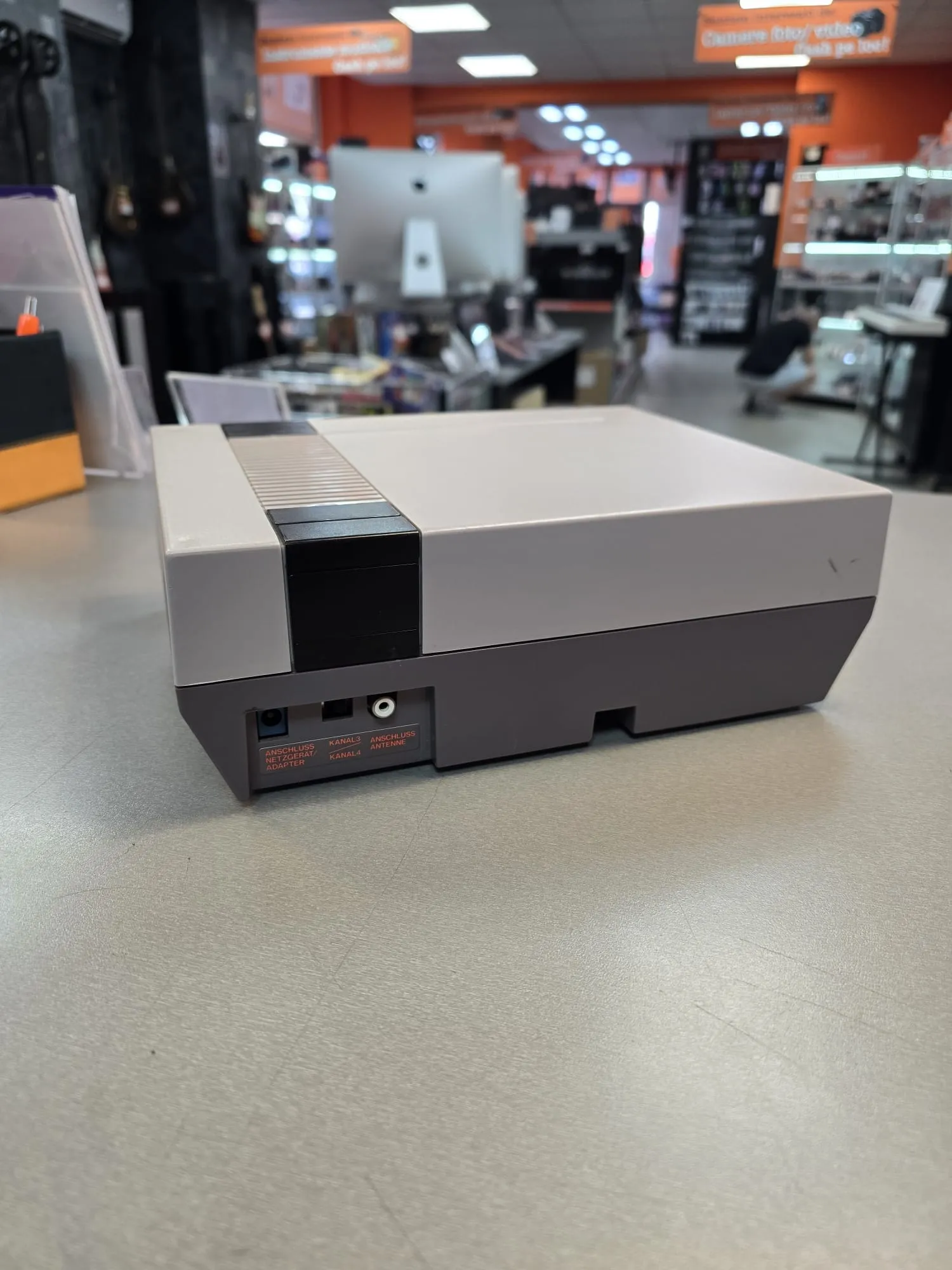 Consola Nintendo Entertainment System NES NESE-001 + 2x Controller - imagine 6