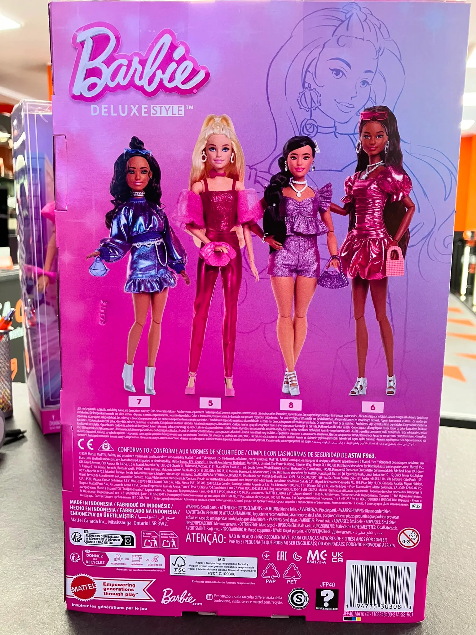 Papusa Barbie Deluxe Style 5, Mattel, JFP40, Tinuta Roz Metalizata, cu Accesorii, 32 Cm, 4+ Ani - imagine 3