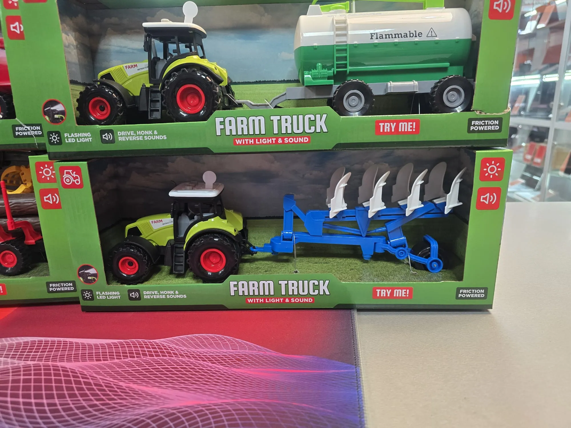 Macheta Tractor de Ferma cu atasament, Luminii, Actionare Prin Tragere, Multiple sunete, Verde - imagine 2
