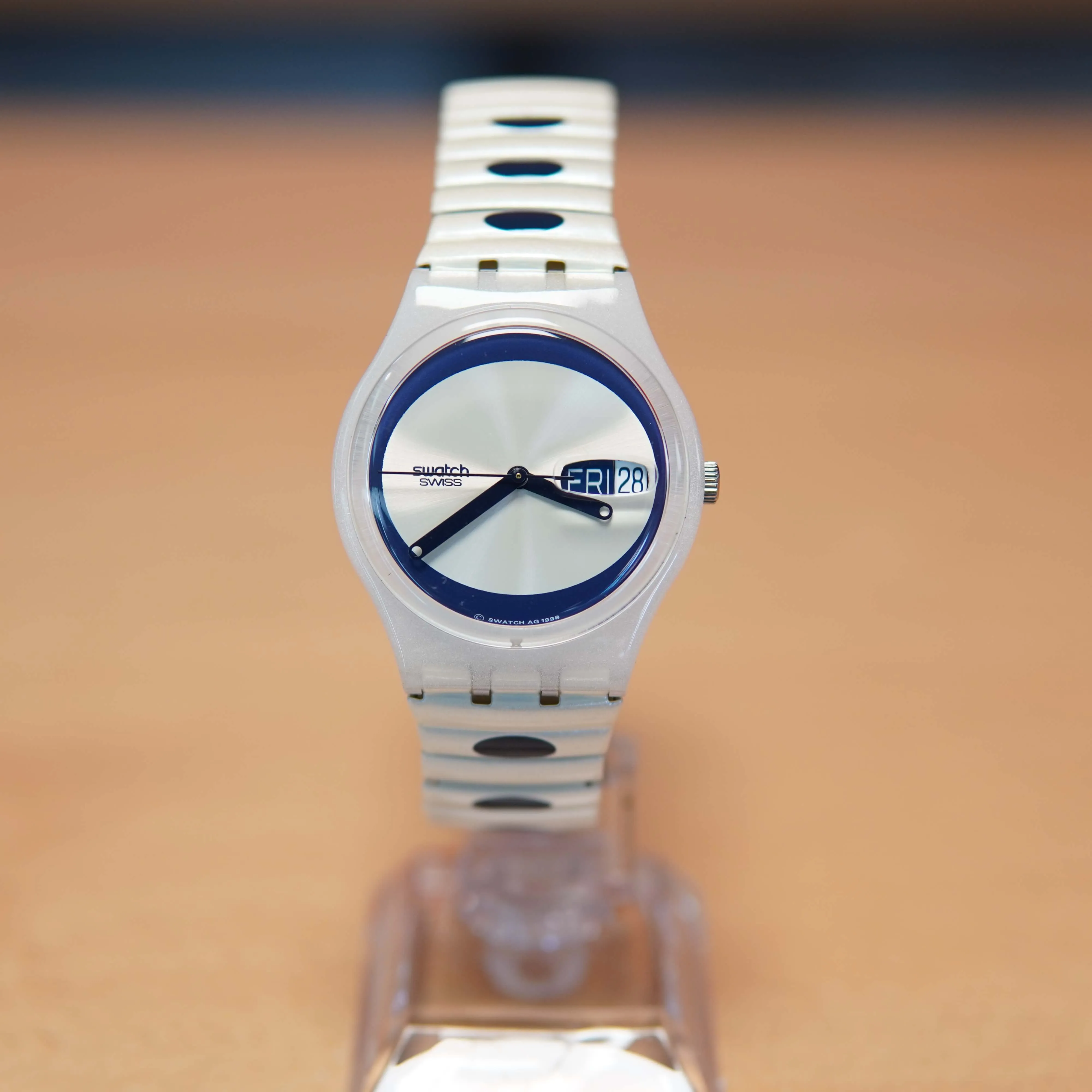 Ceas Swatch Gw702 Analog Quartz, Crem - imagine 3