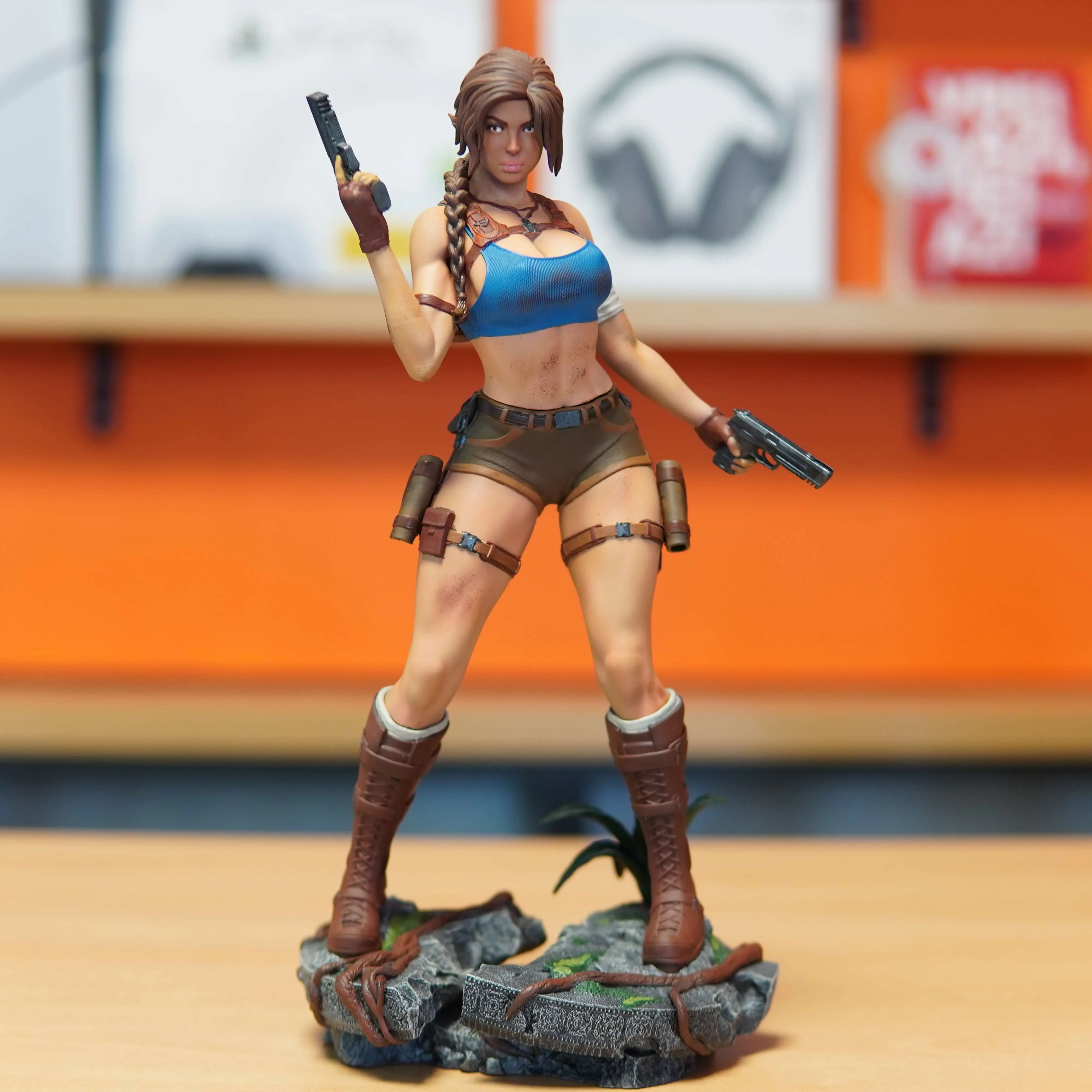 Lara Croft - Tomb Raider (Figurina Printata 3D, Rasina, Pictata / Finisaj Manual), 30cm