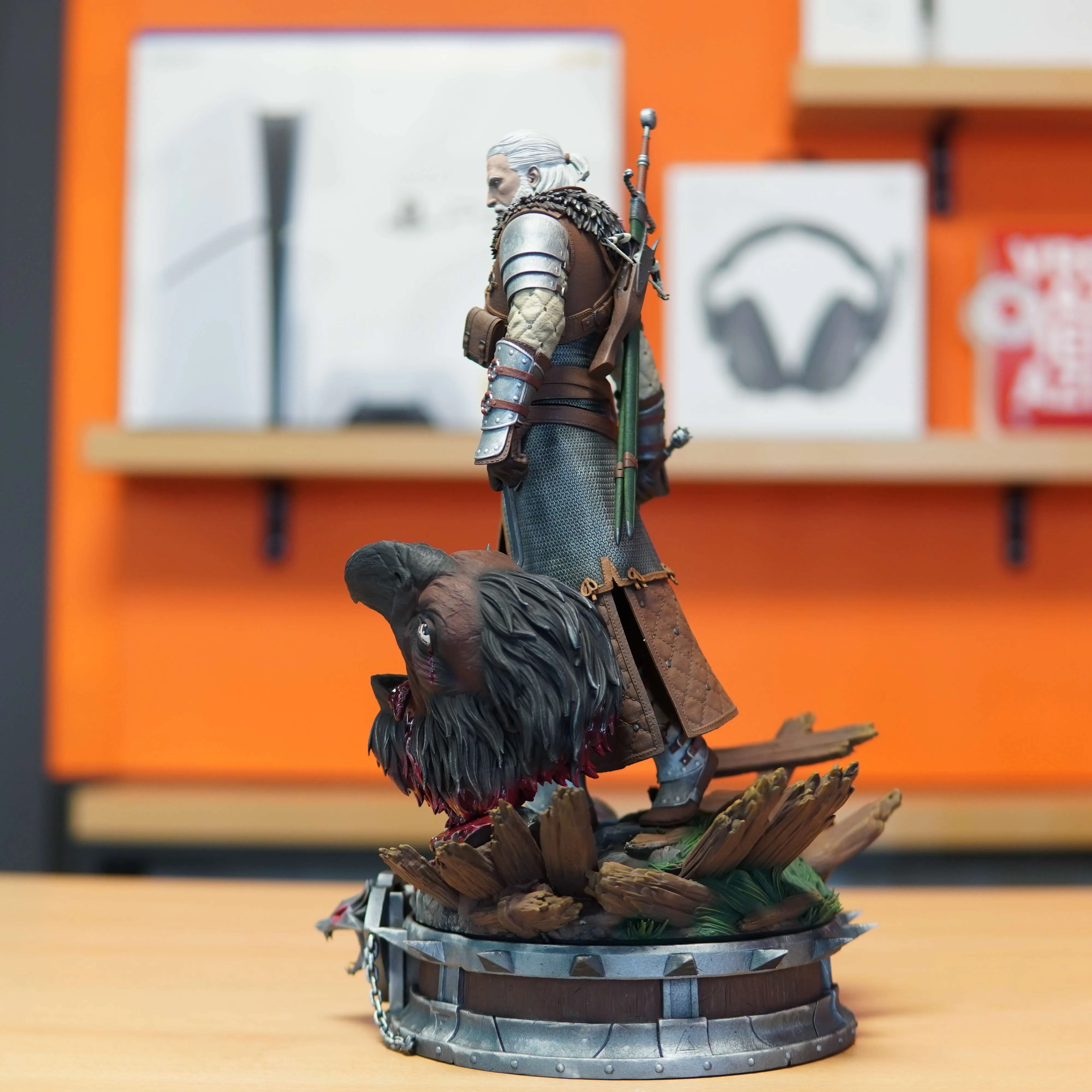 Geralt of Rivia - The Witcher (Figurina Printata 3D, Rasina, Pictata / Finisaj Manual), 36cm - imagine 4