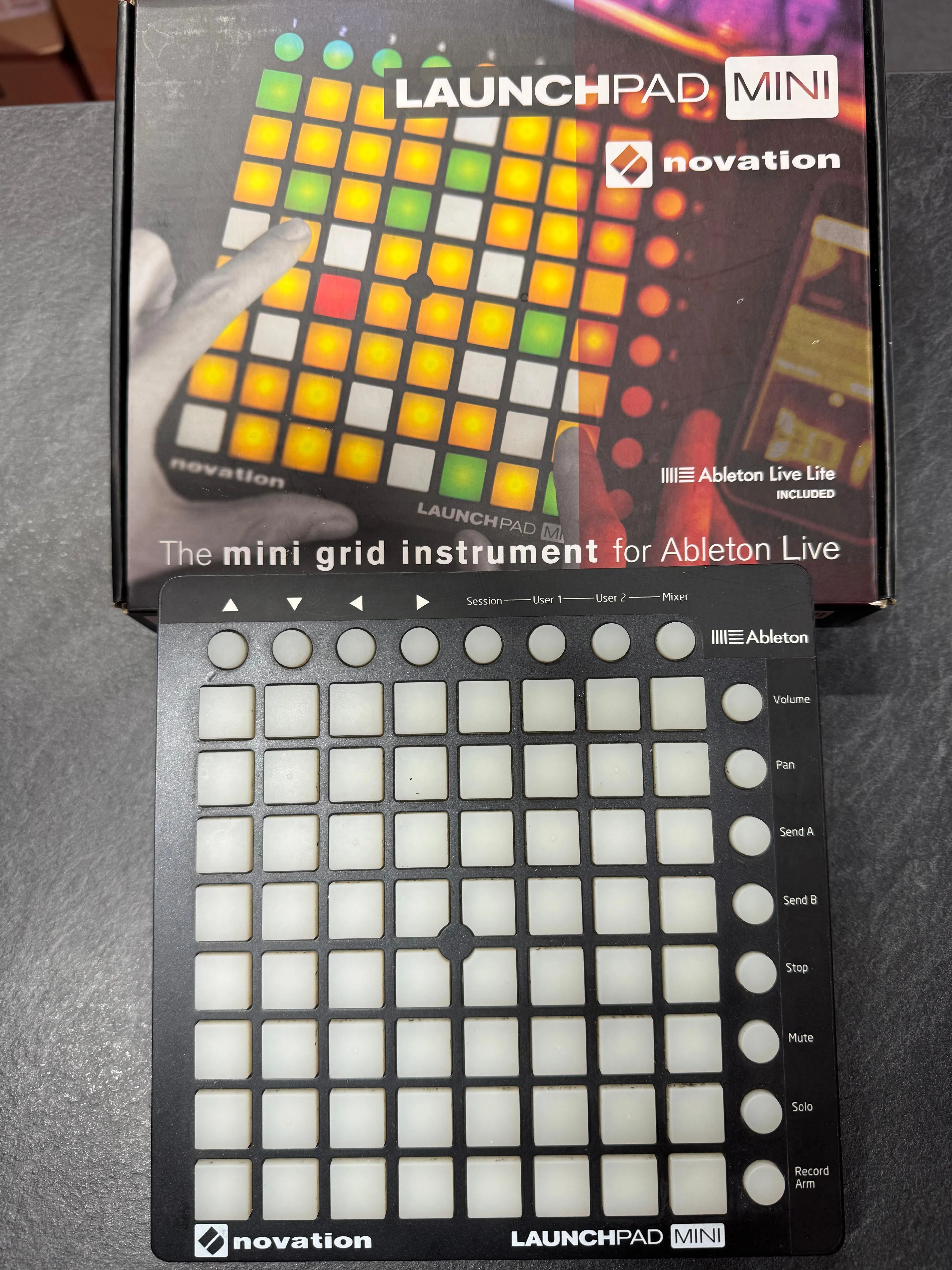 Controller MIDI Novation Launchpad Mini MK2, 64 Pad-uri, USB, Ableton Live - imagine 2