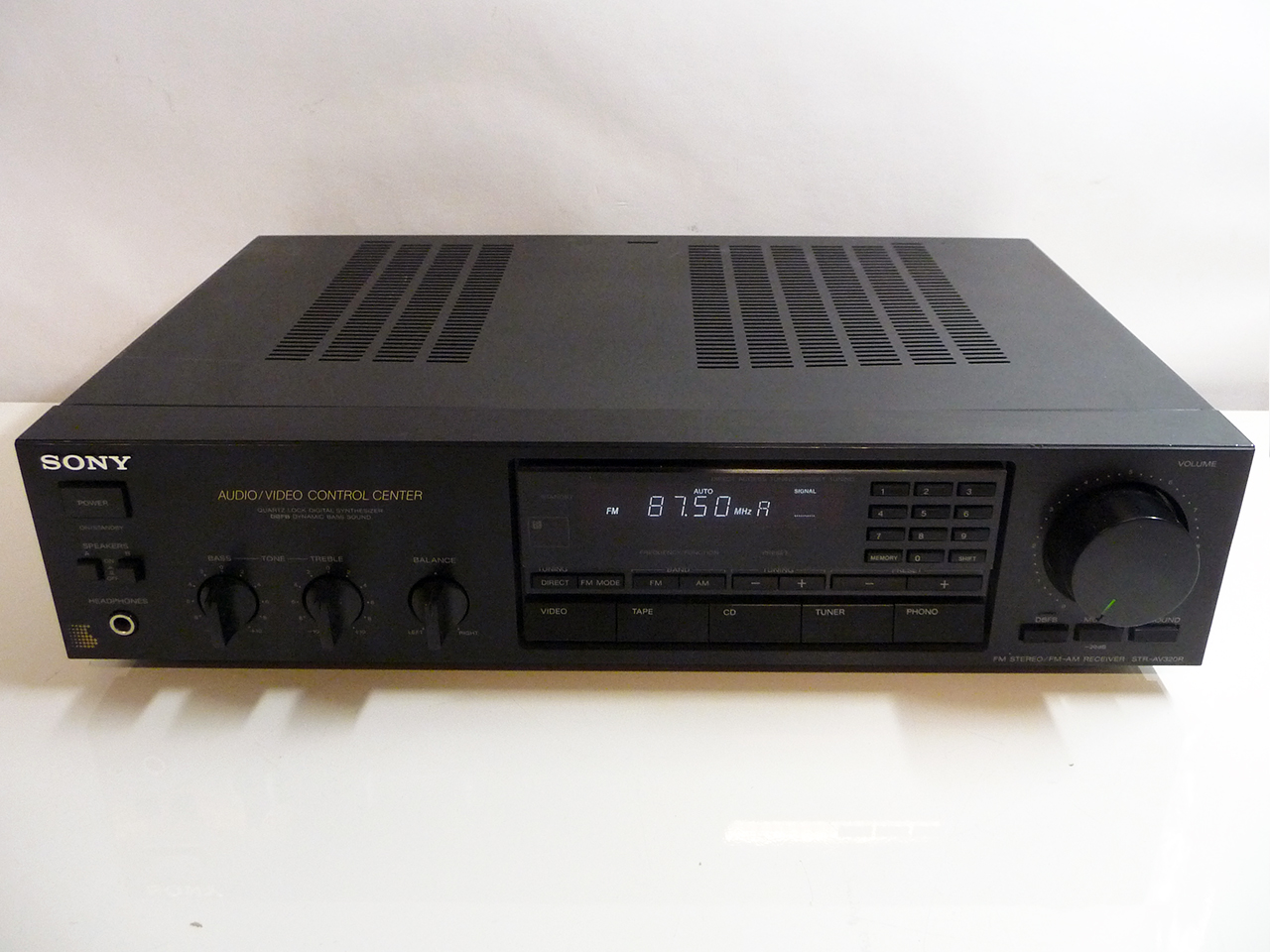 Receiver stereo Sony STR-AV320R, amplificator audio vintage, 50W pe canal, intrare phono pentru pick-up, CD, Tape, Video, Negru