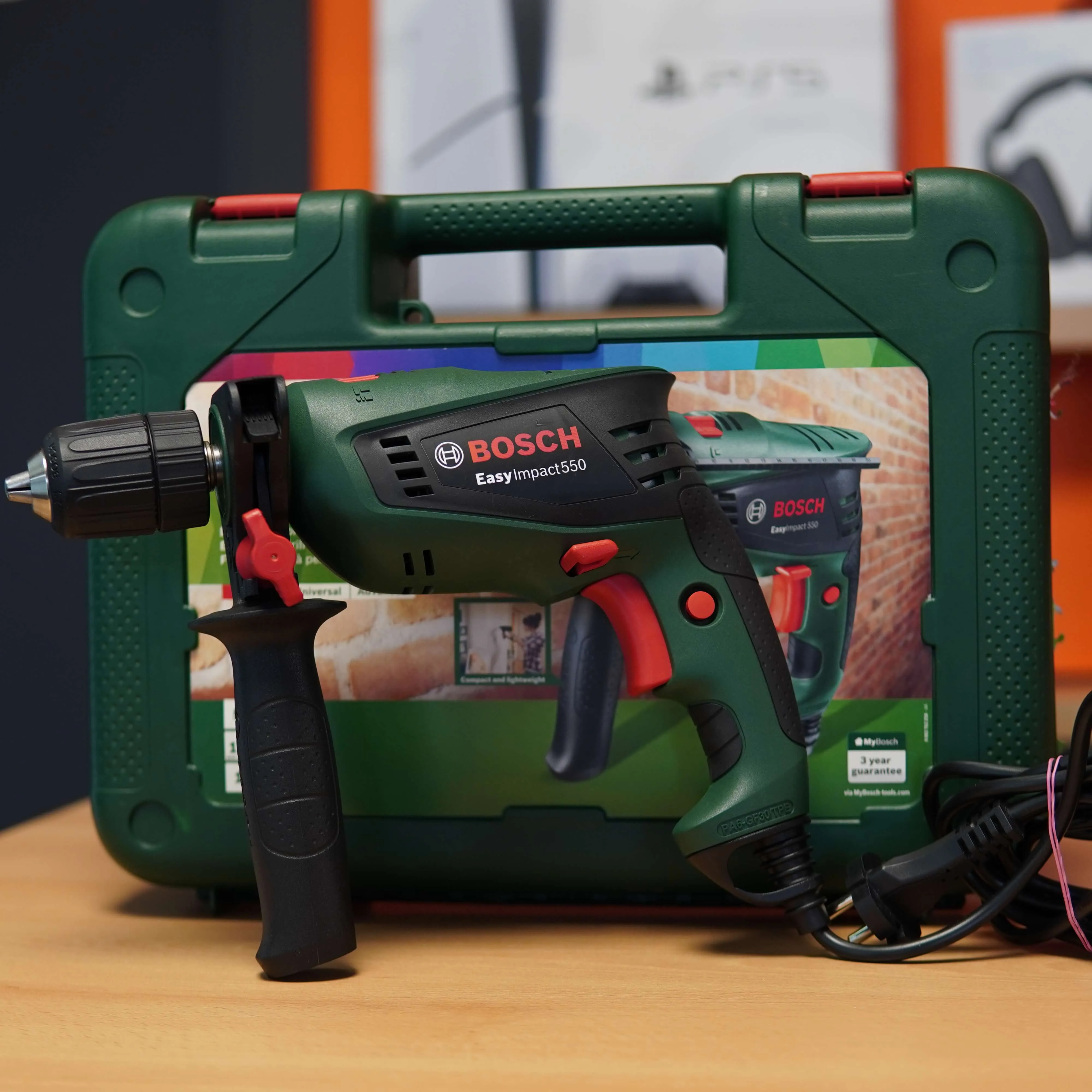 Masina de gaurit si insurubat cu impact, Bosch EasyImpact 550, 550W, Verde - imagine 2