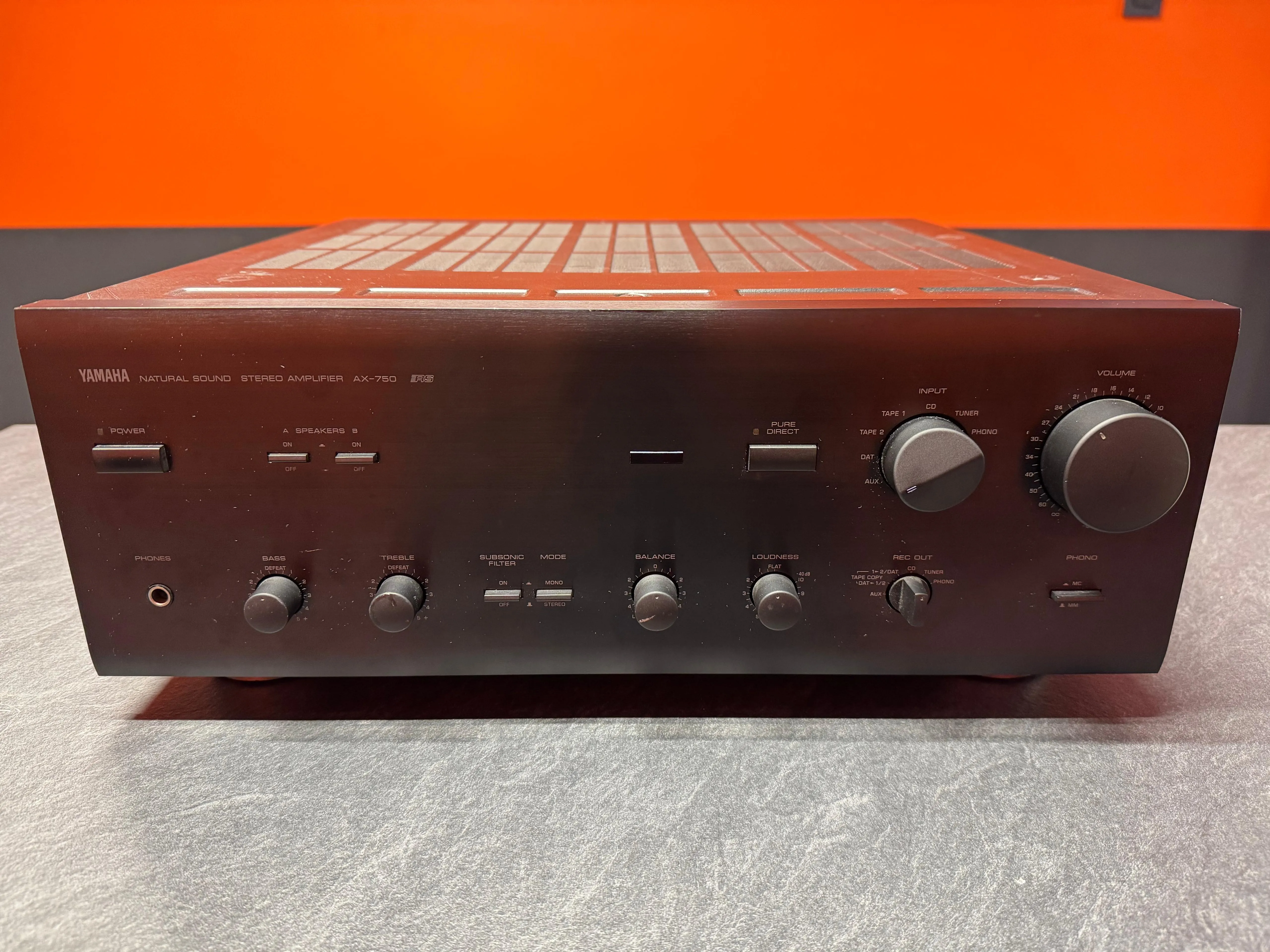 Amplificator Stereo Yamaha AX-750, 2x110W/8 Ohm, Phono MM/MC, Pre-Out