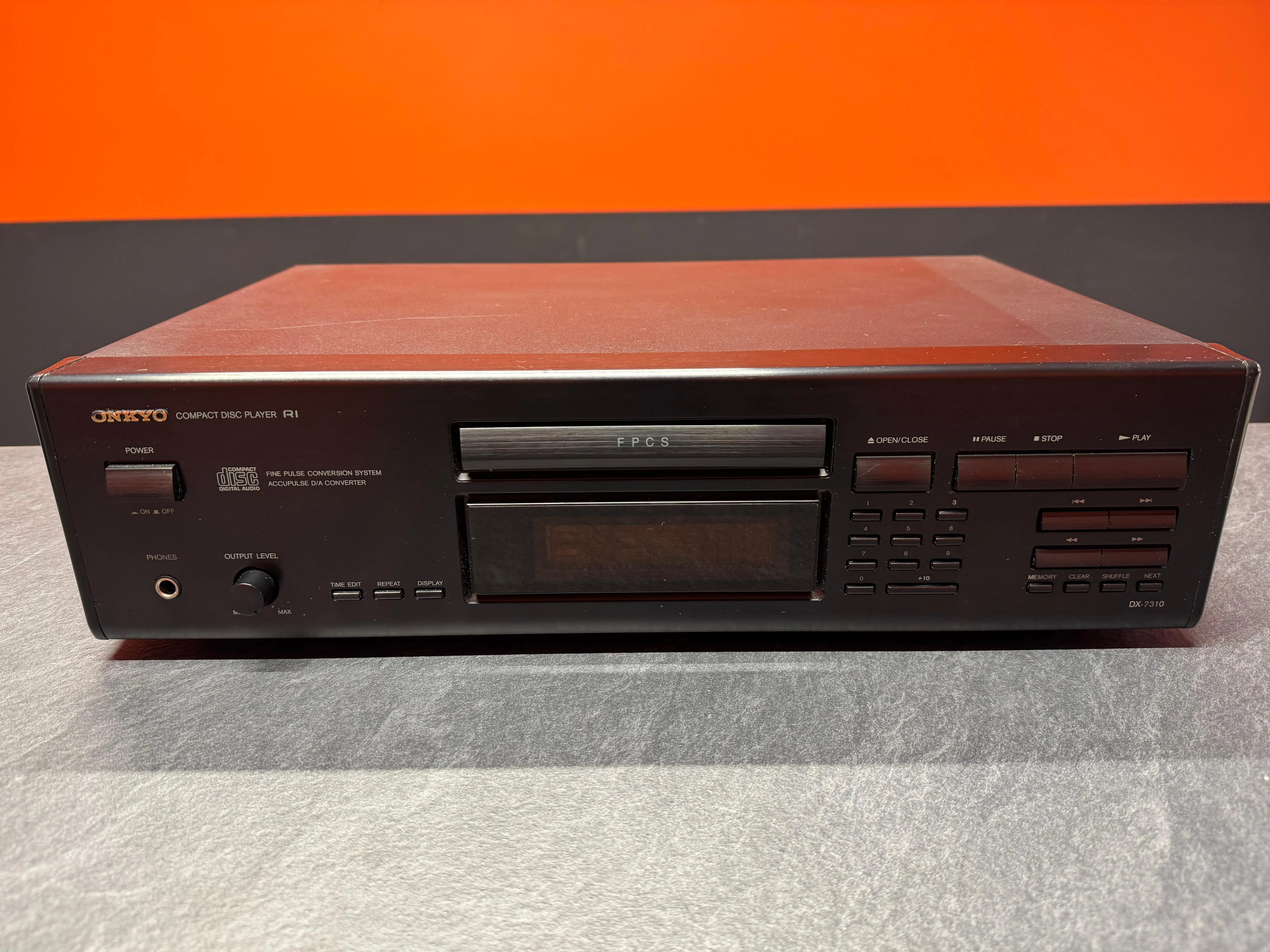 CD Player Onkyo DX-7310, 1-Bit DAC, KSS-240A, 8x Oversampling