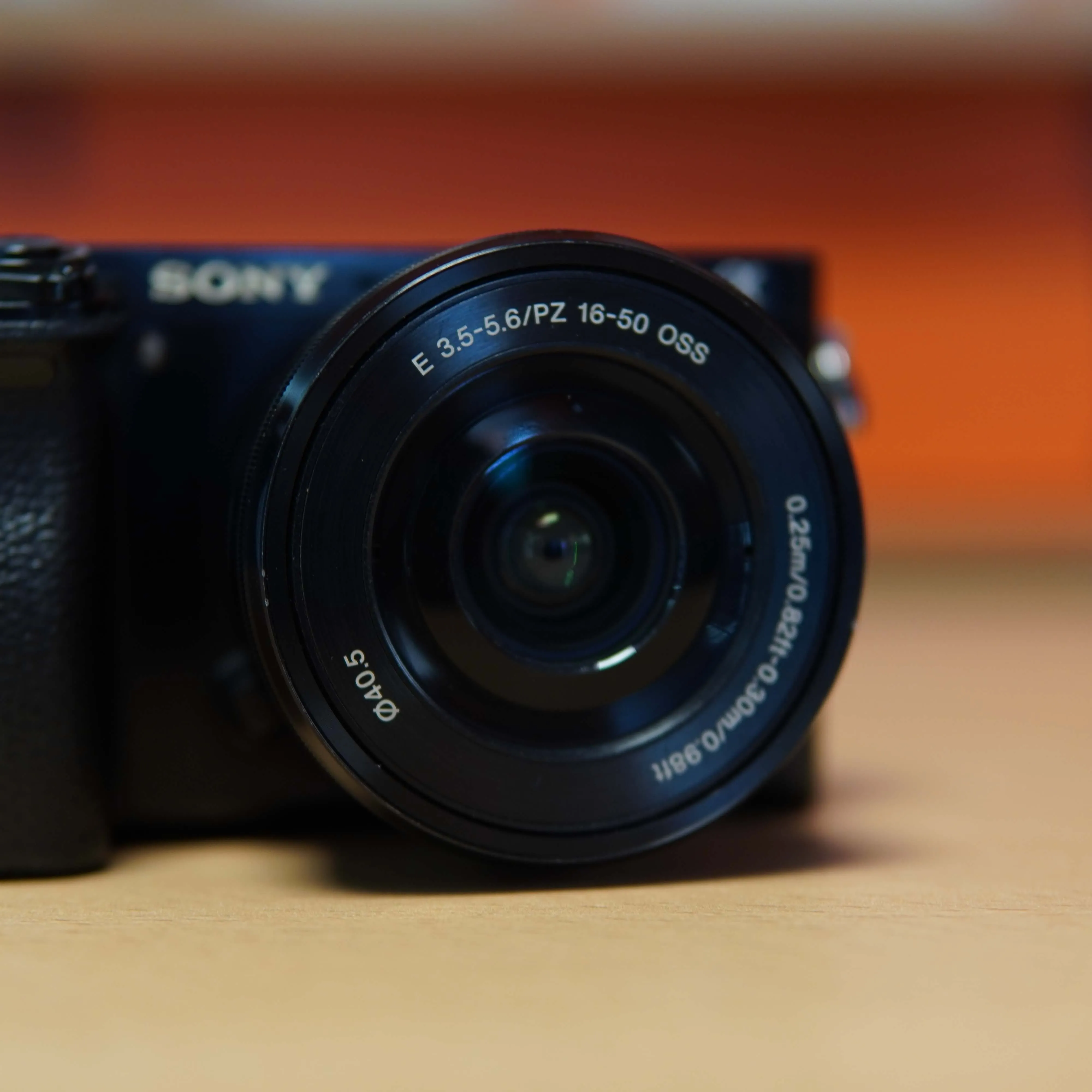 Aparat Foto Mirrorless Sony Alpha 6000 + Obiectiv E PZ 16-50 mm F 3.5-5.6 OSS, Negru - imagine 13