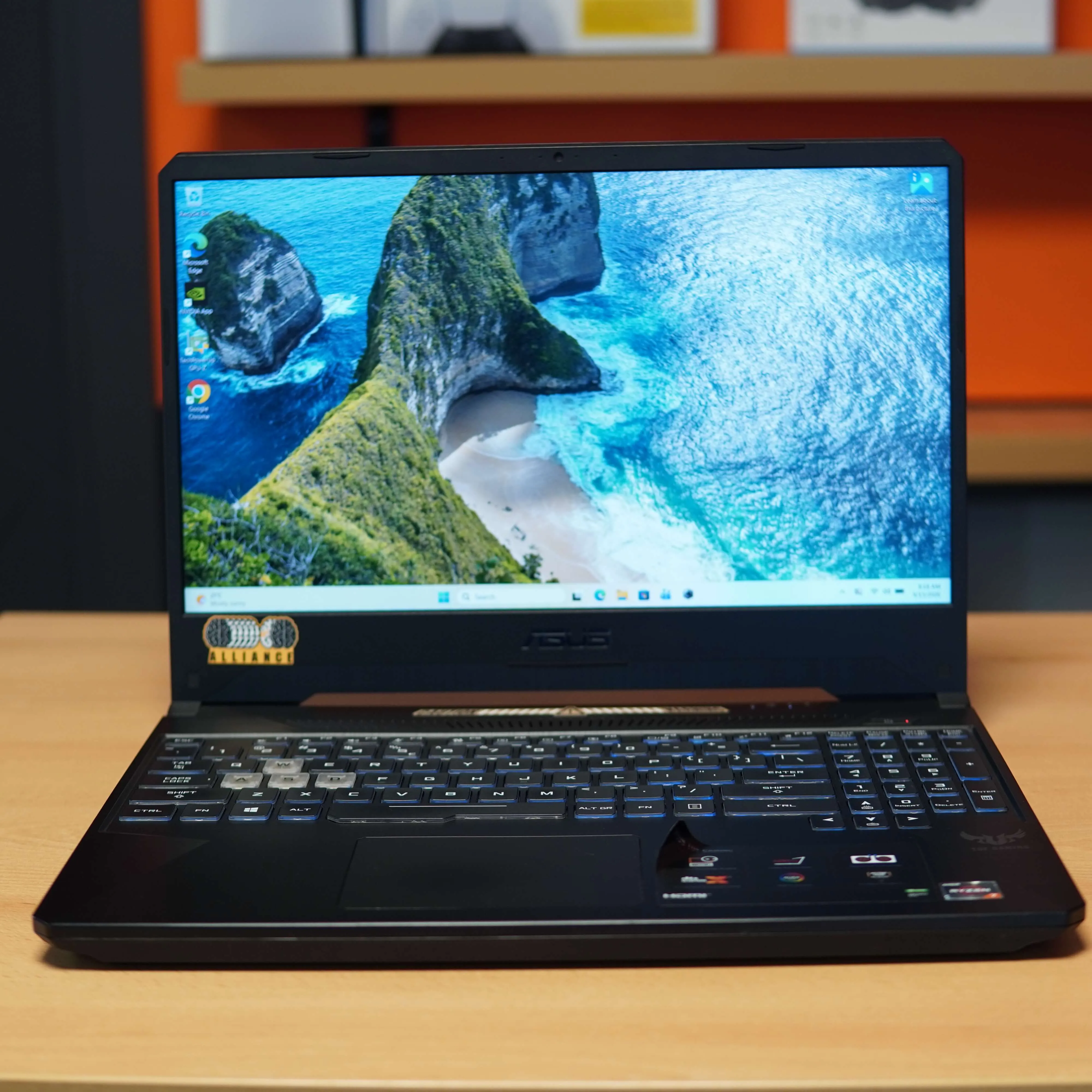 Laptop Gaming Asus TUF Gaming FX505DU-AL052, AMD Ryzen 7 3750h, 8GB DDR4, 512GB SSD, GTA 1660 Ti 6GB, Negru - imagine 2