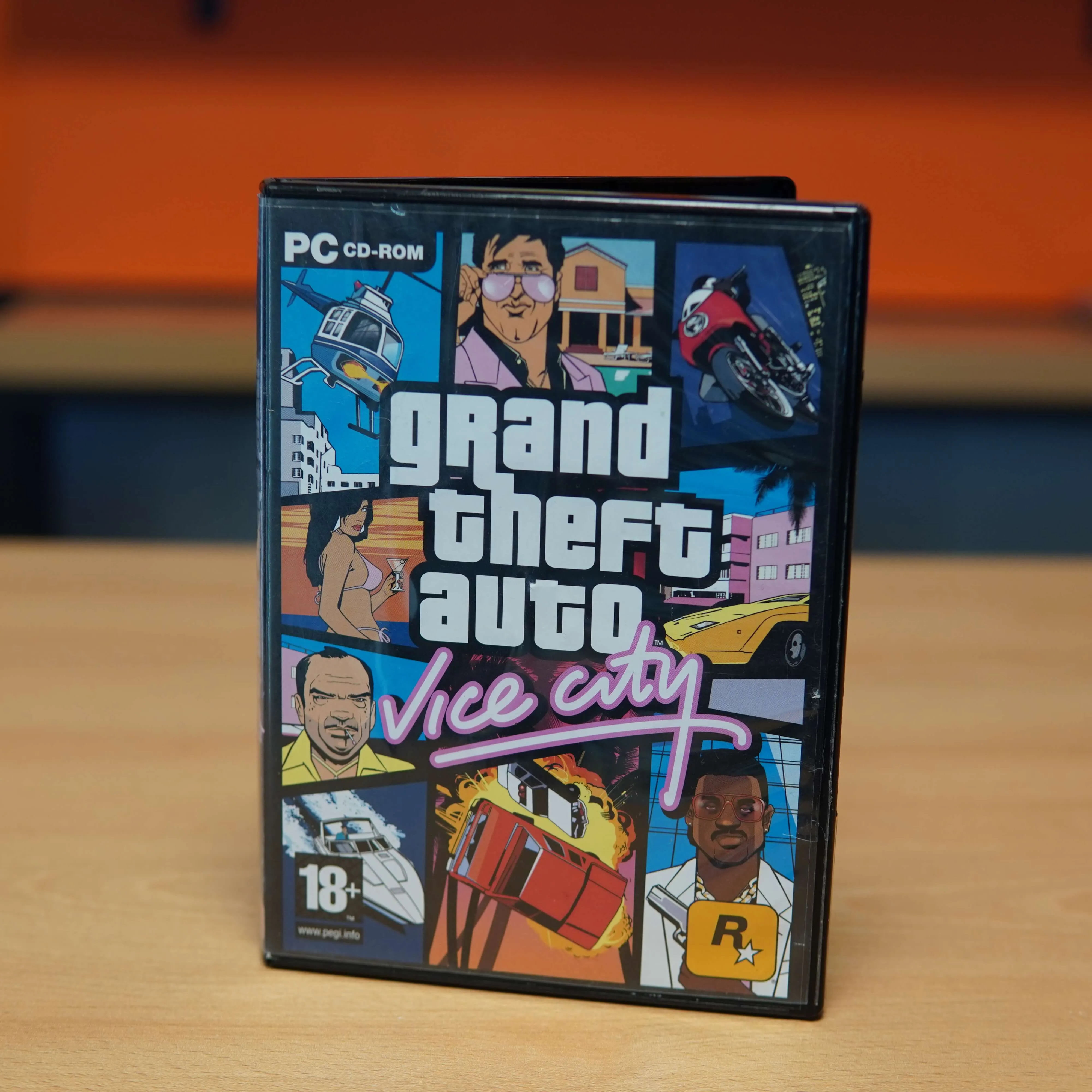 GTA Vice City - Joc PC - imagine 2