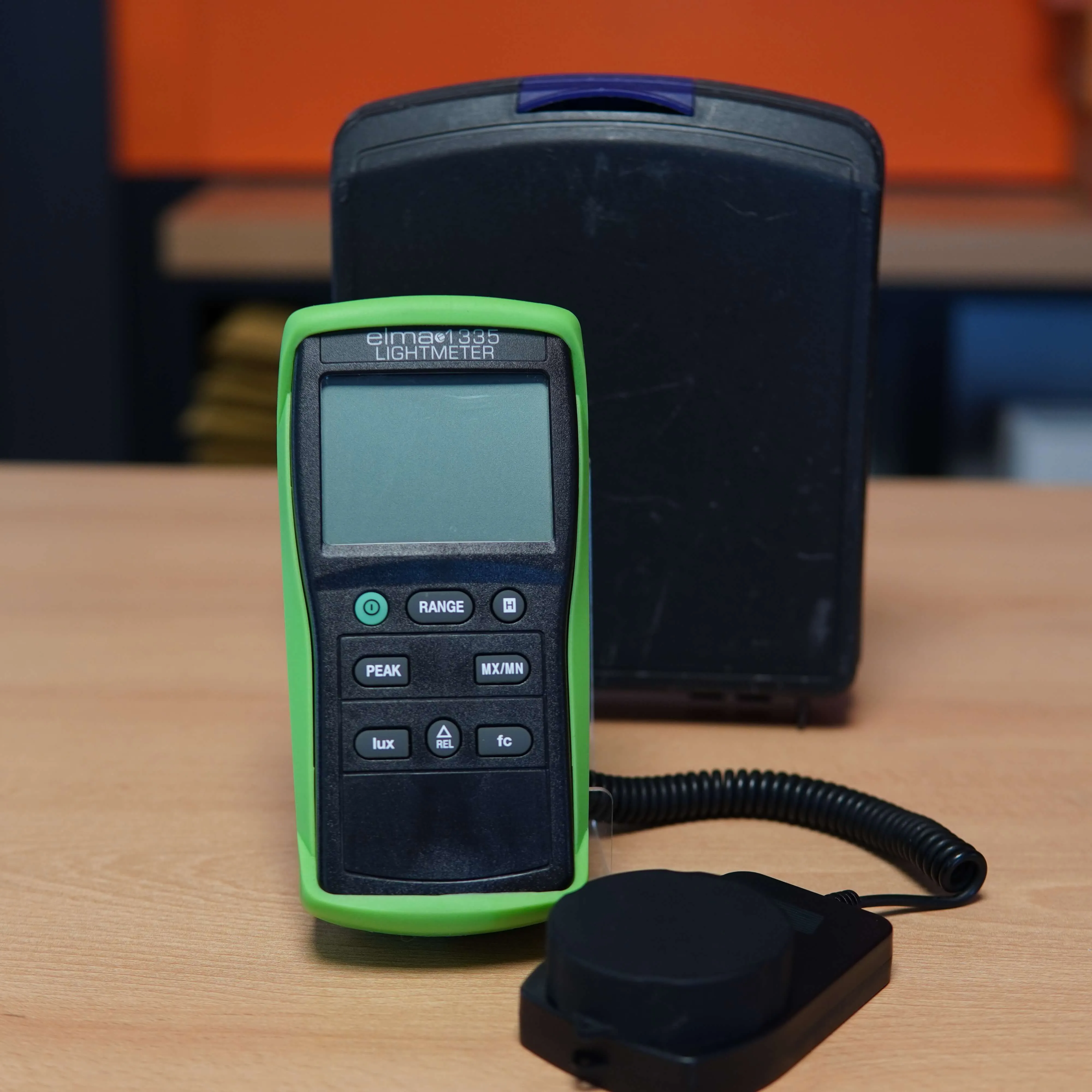 Aparat de masurat Lumina, Lux Metru Digital Elma 1335, Verde - imagine 2