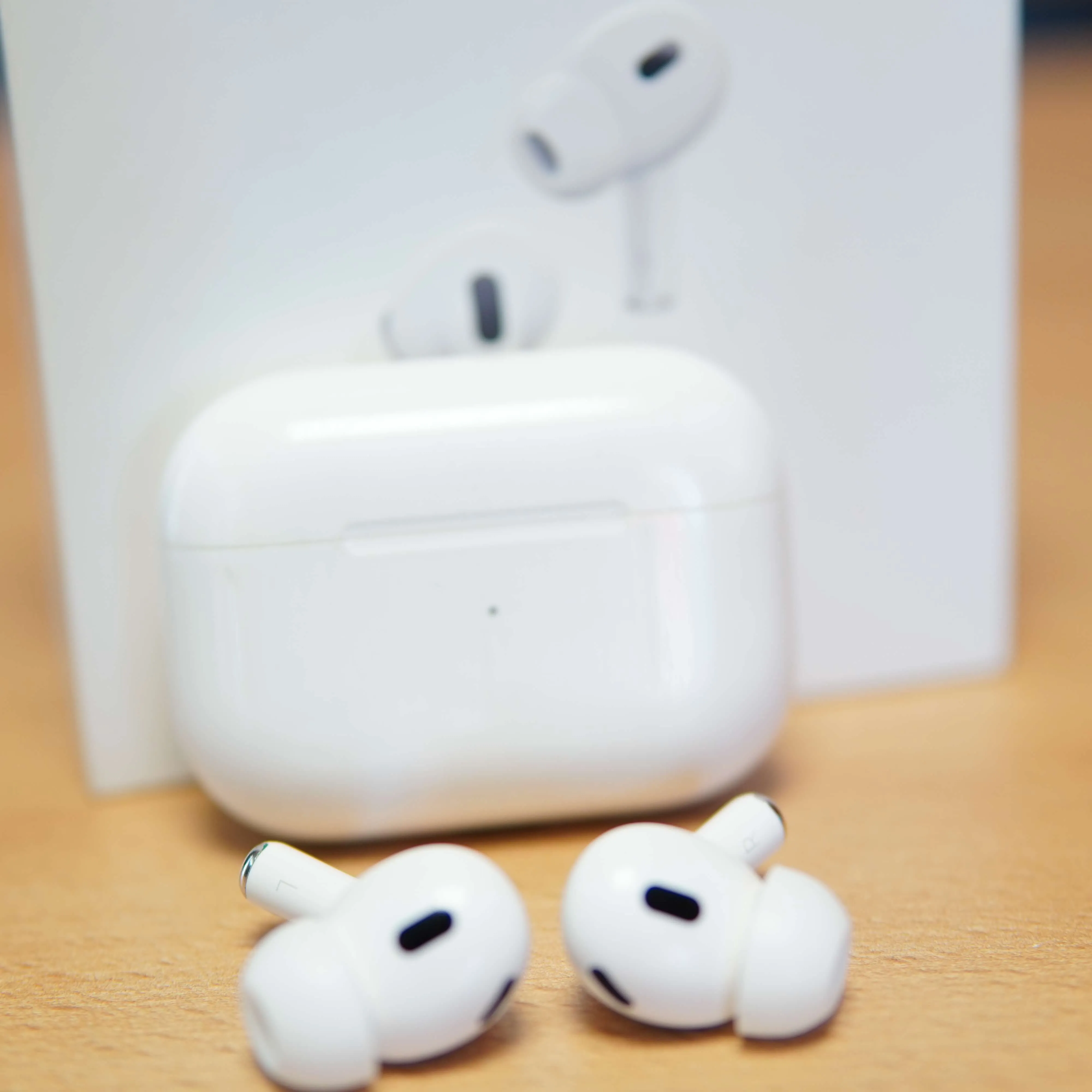 Apple Airpods Pro 2, A2968, USB-C, MagSafe Charging Case, Alb - imagine 7