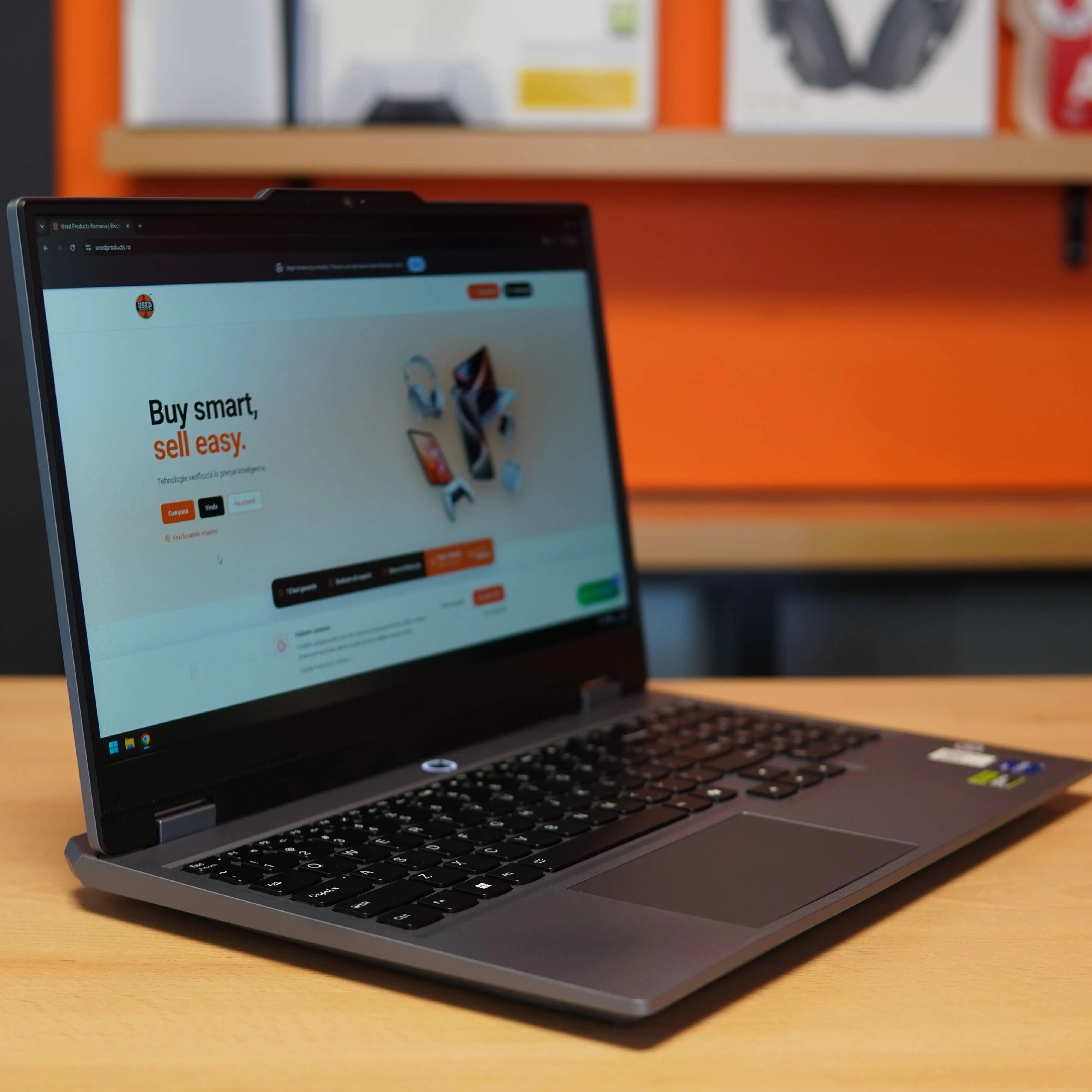Laptop Gaming Lenovo LOQ 15IRX9, 15.6", i7-13650HX, 24 GB DDR5, 512 GB SSD, RTX 4050 6GB, IPS 144Hz, Gri - imagine 4