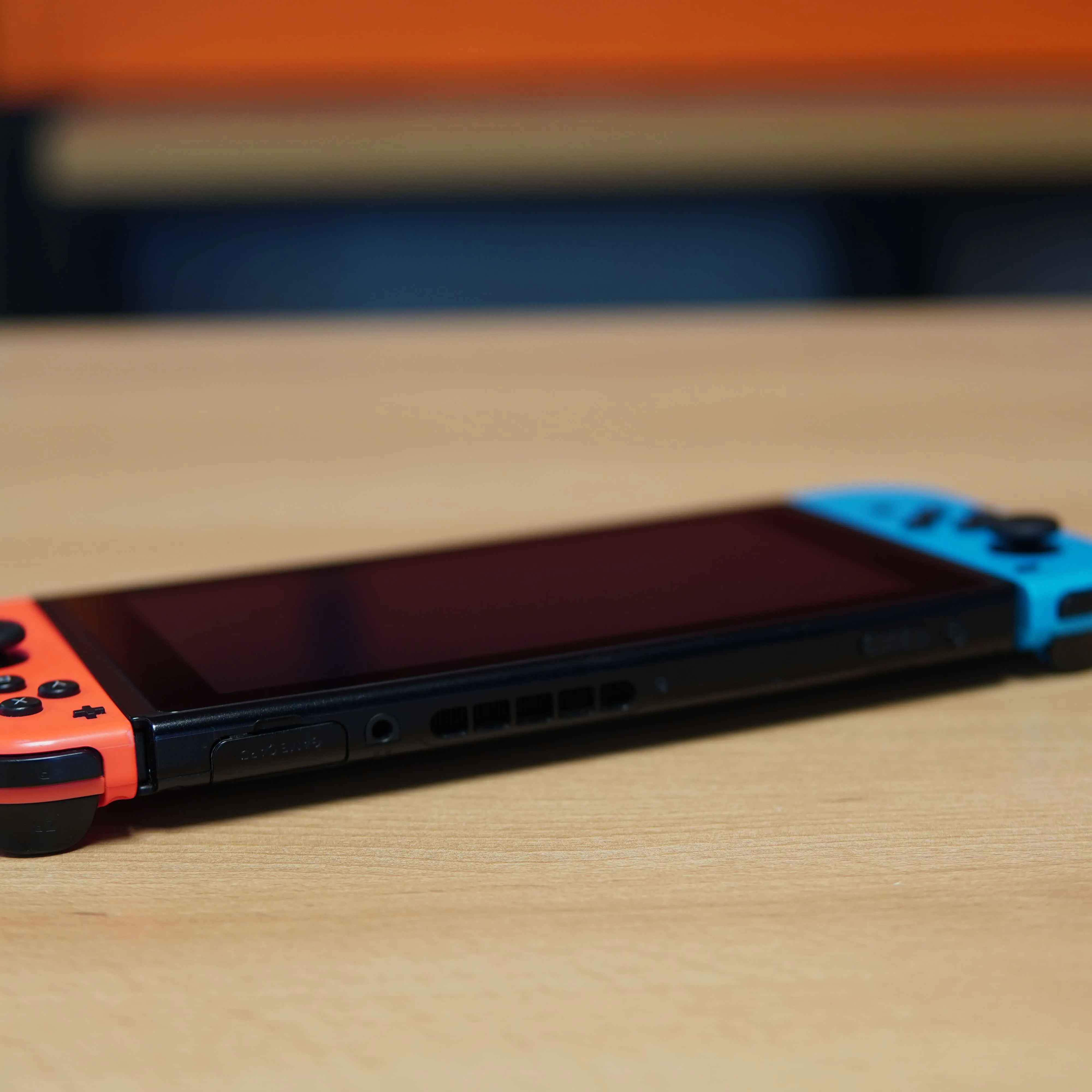 Consola Nintendo Switch HAC-001, Wifi, +SD Card 256GB,  Fara Docking / Incarcator Original - imagine 10