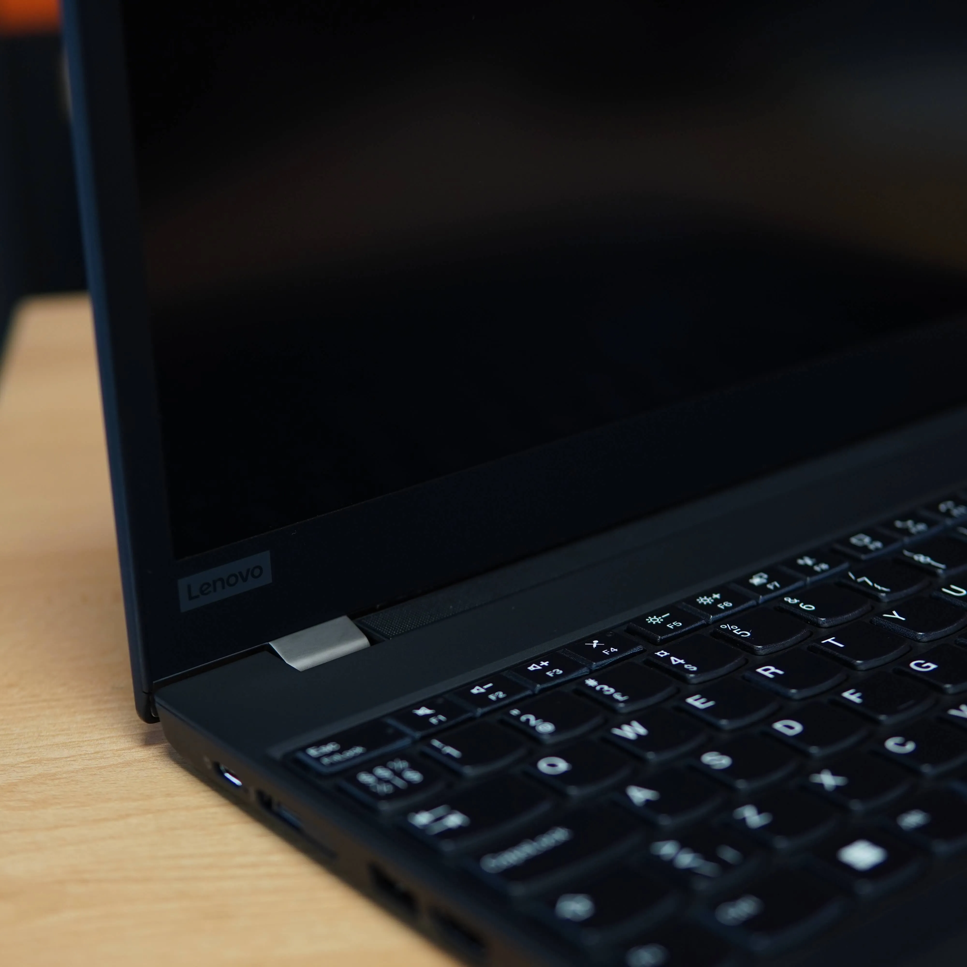 Lenovo ThinkPad T15 Gen 2, 15.6'' FHD, i5-1135G7, 16 GB RAM, 256 GB SSD, Negru - imagine 13