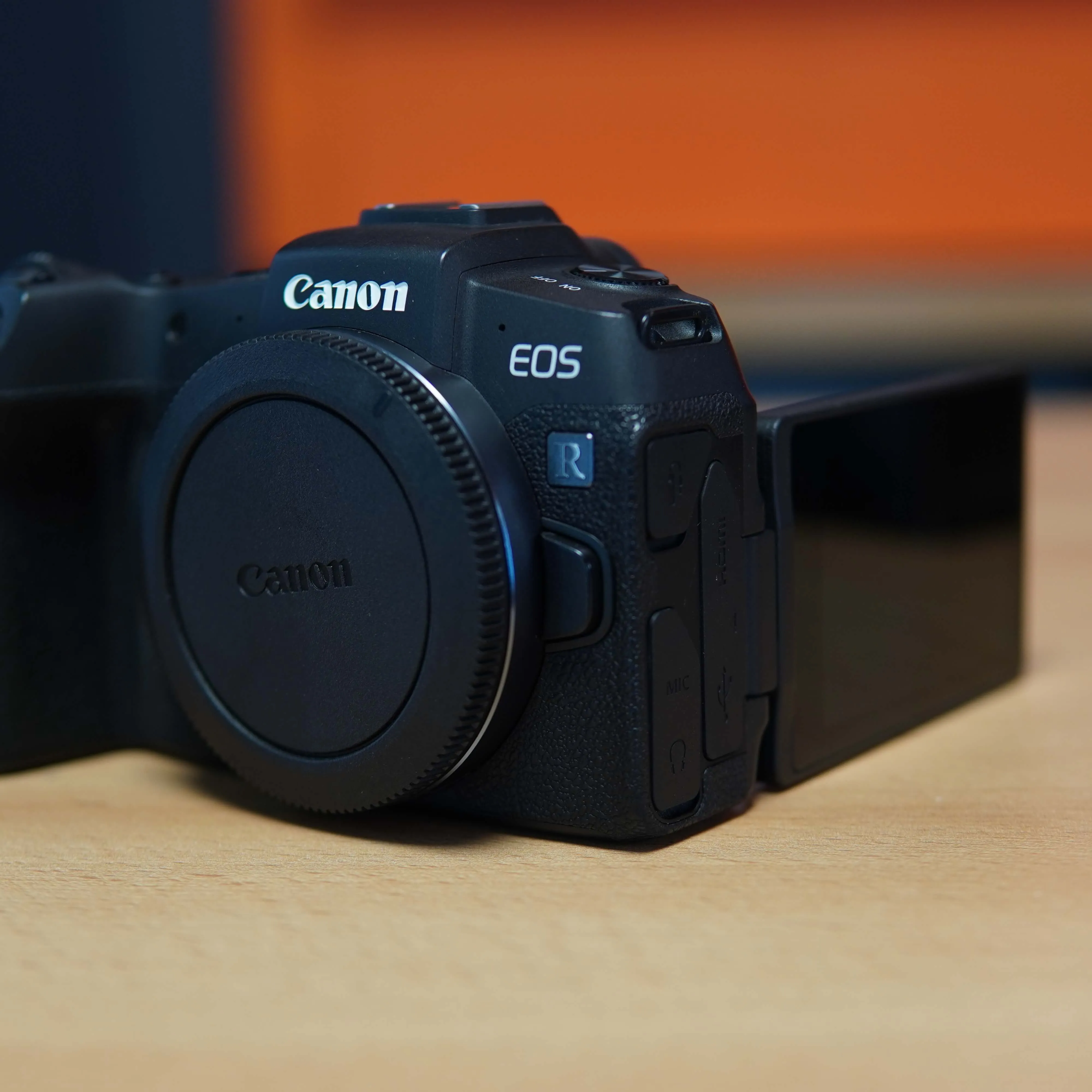 Aparat Foto Mirrorless Canon EOS RP, Full-Frame, 26.2 Mp, 4K, Rezolutie imagine 6240 x 4160, Wi-Fi, LCD 3'', 30.000 Clickuri - imagine 8