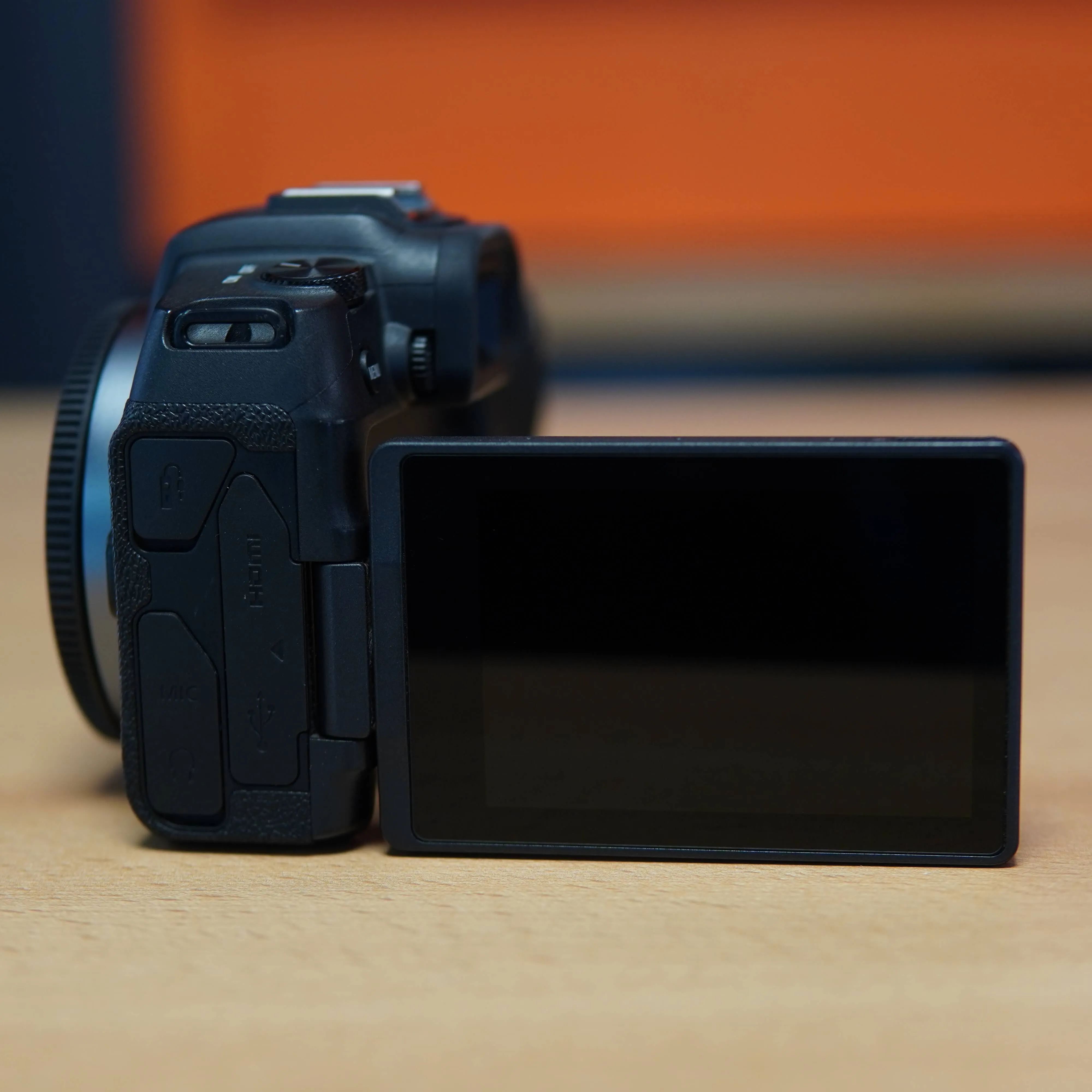 Aparat Foto Mirrorless Canon EOS RP, Full-Frame, 26.2 Mp, 4K, Rezolutie imagine 6240 x 4160, Wi-Fi, LCD 3'', 30.000 Clickuri - imagine 7