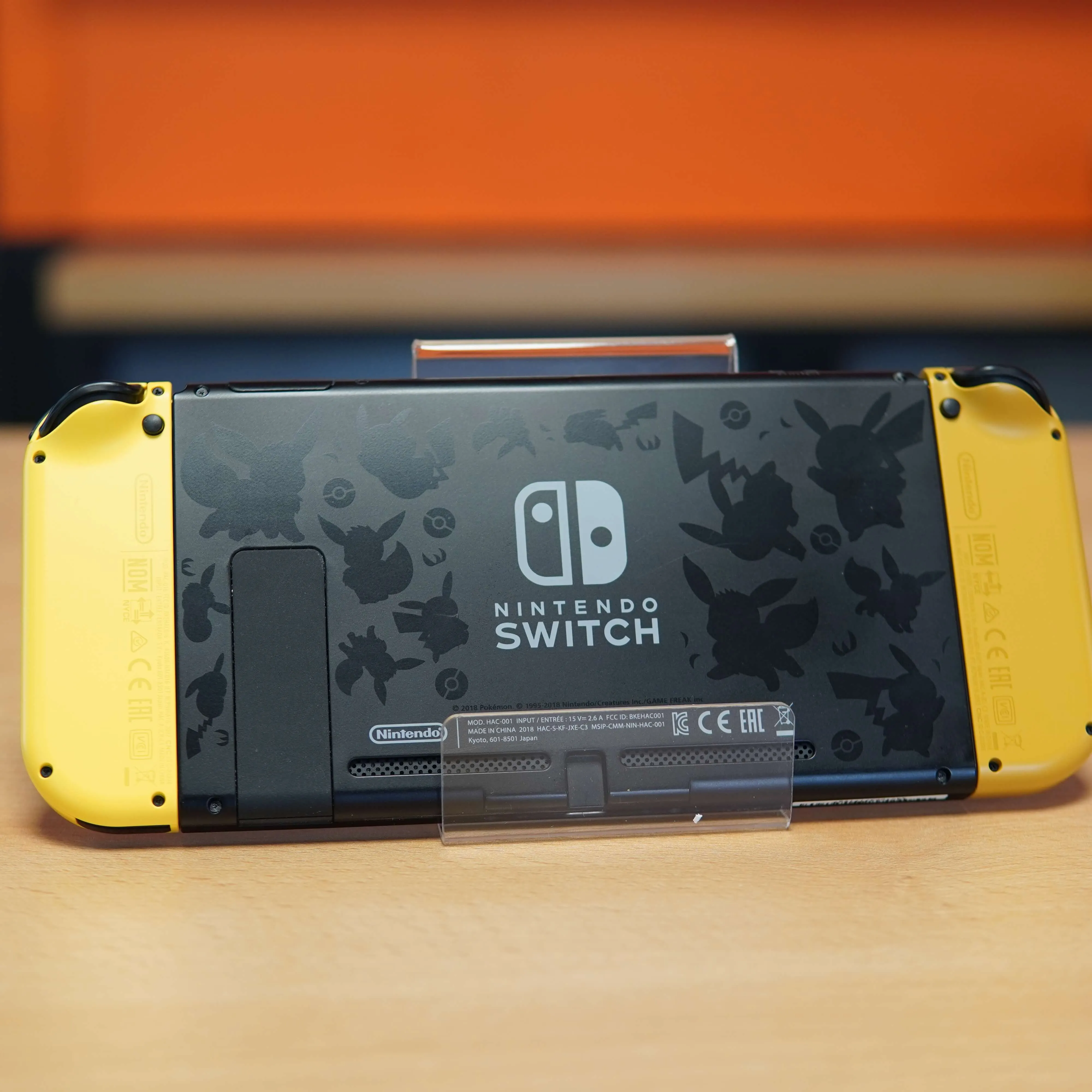 Consola Nintendo Switch Let's Go Pikachu Edition, HAC-001 - imagine 8