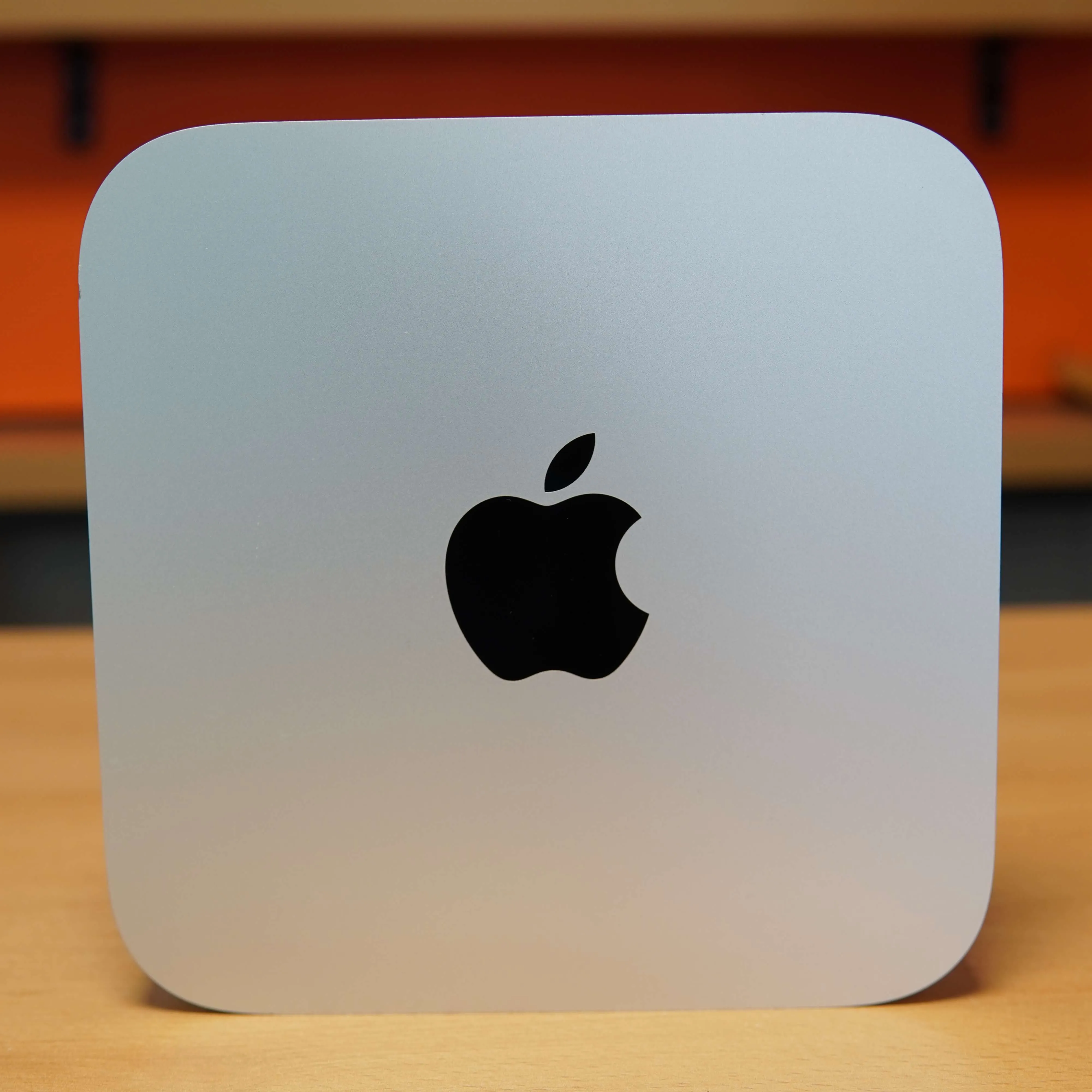 Apple Mac Mini 2020, M1, 16 GB RAM, 512 GB SSD, 8-Core GPU, 16-Core Neural Engine, Thunderbolt 3, USB‑C, USB 3.1, Ethernet, Wi-Fi 6, Bluetooth, Silver - imagine 3