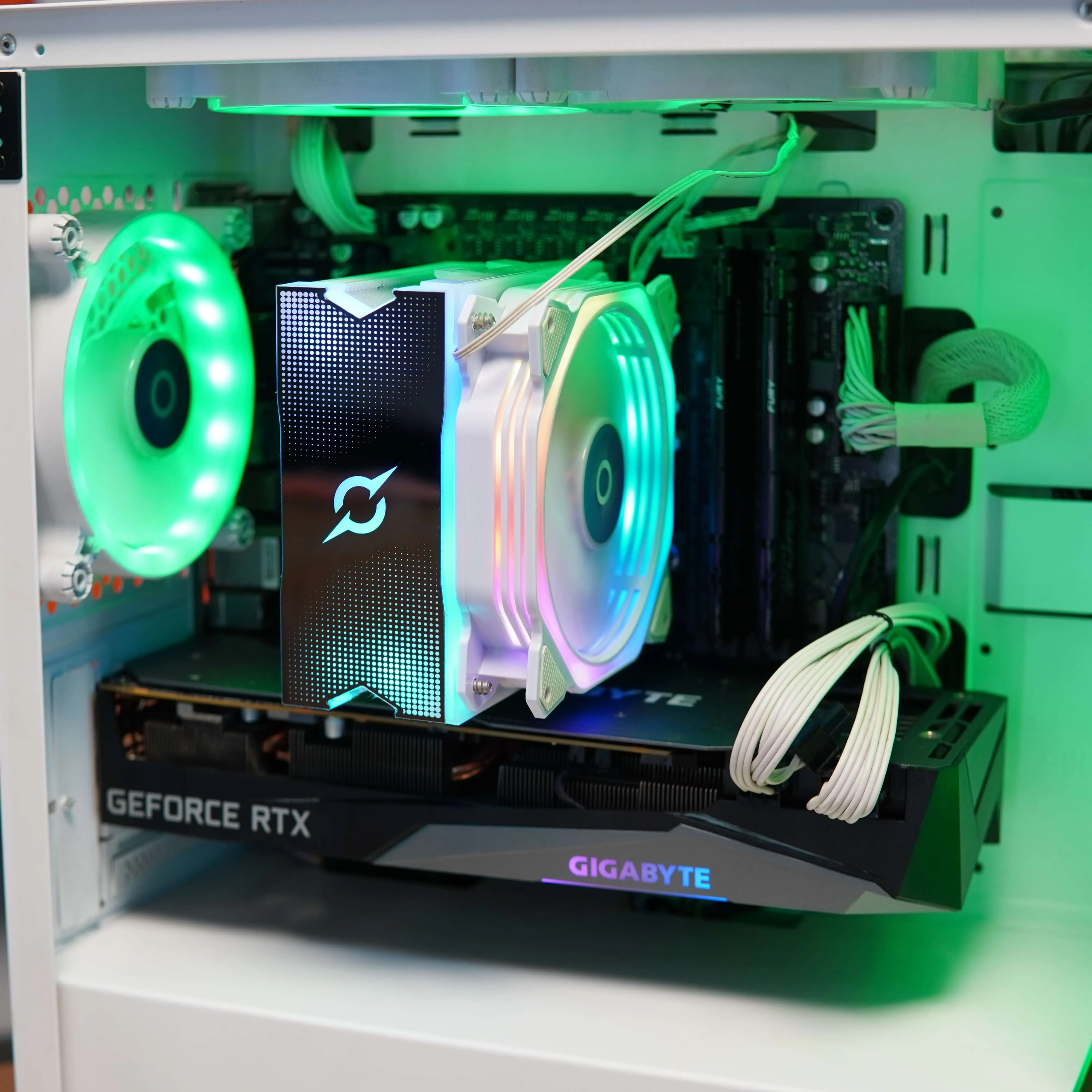 Desktop Gaming i5-13500, 16 GB RAM DDR4, 1 TB HDD + 1 TB SSD, RTX 3070 8GB, Windows 11, RGB, Alb - imagine 3