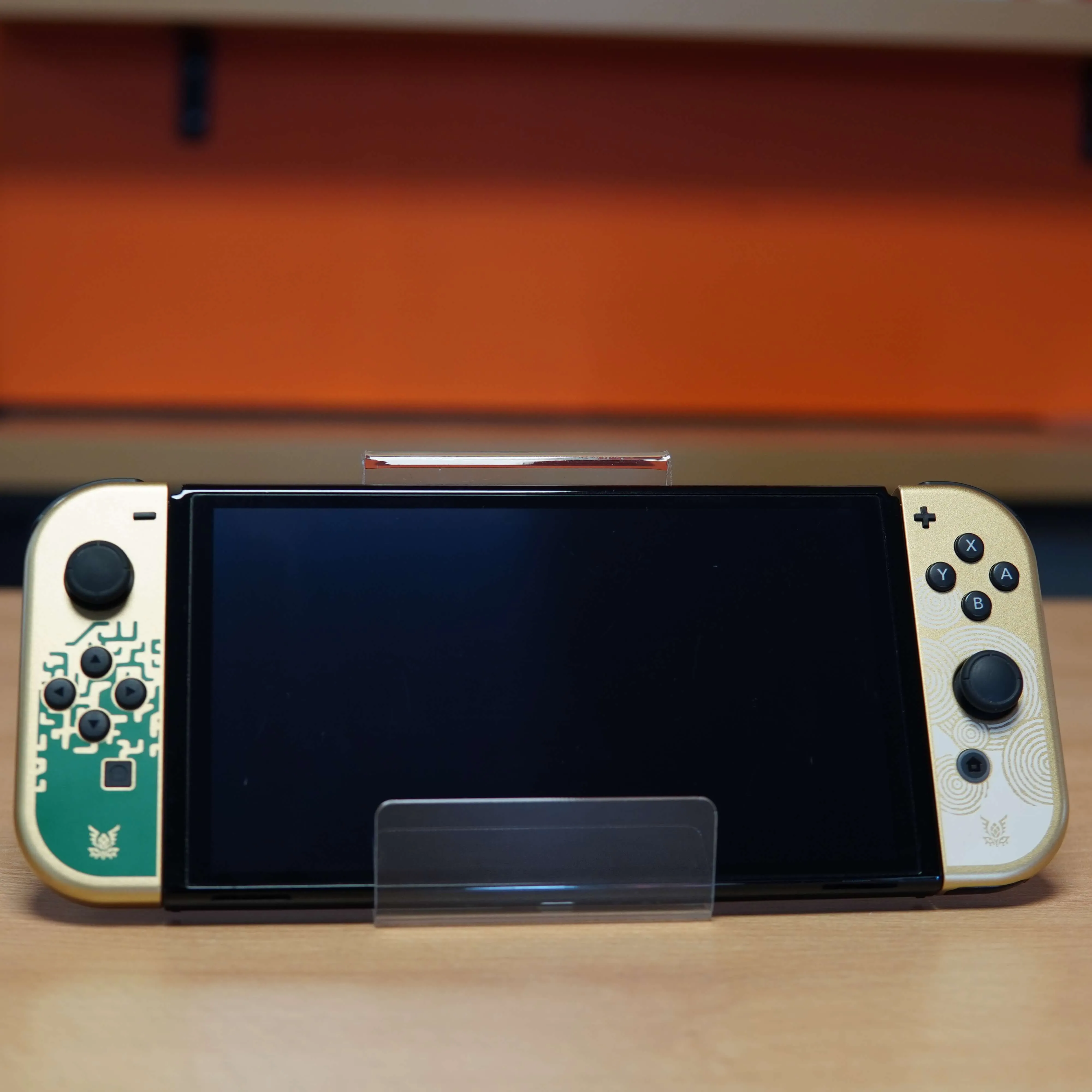 Nintendo Switch Oled The Legend of Zelda Tears of the Kingdom Edition, 64 GB - imagine 5